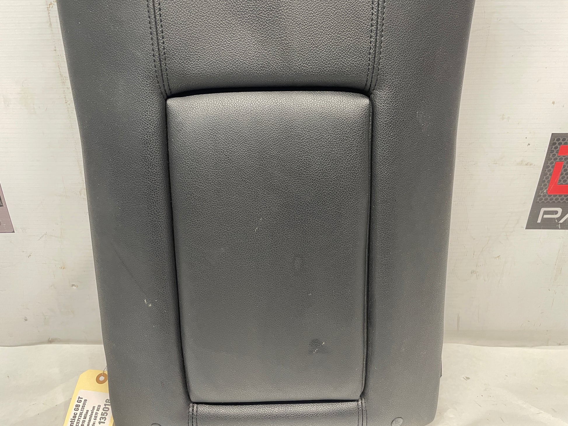 2008 Pontiac G8 GT Rear Middle Center Upper Folding Seat OEM - Day's Parts Yard