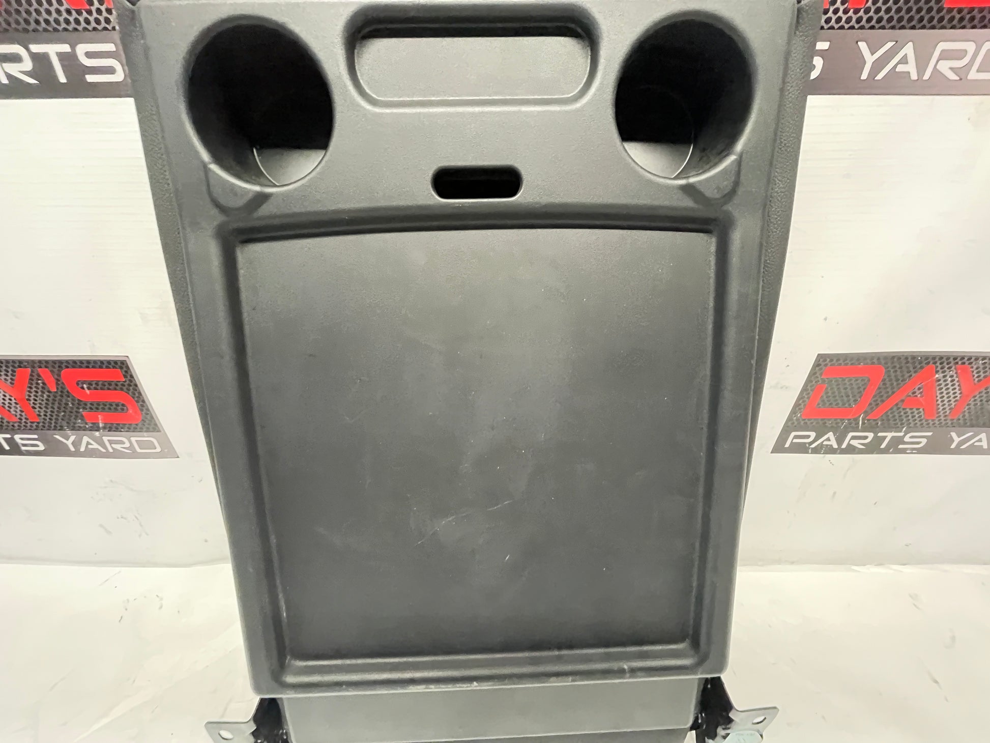 2008 Pontiac G8 GT Rear Middle Center Upper Folding Seat OEM - Day's Parts Yard