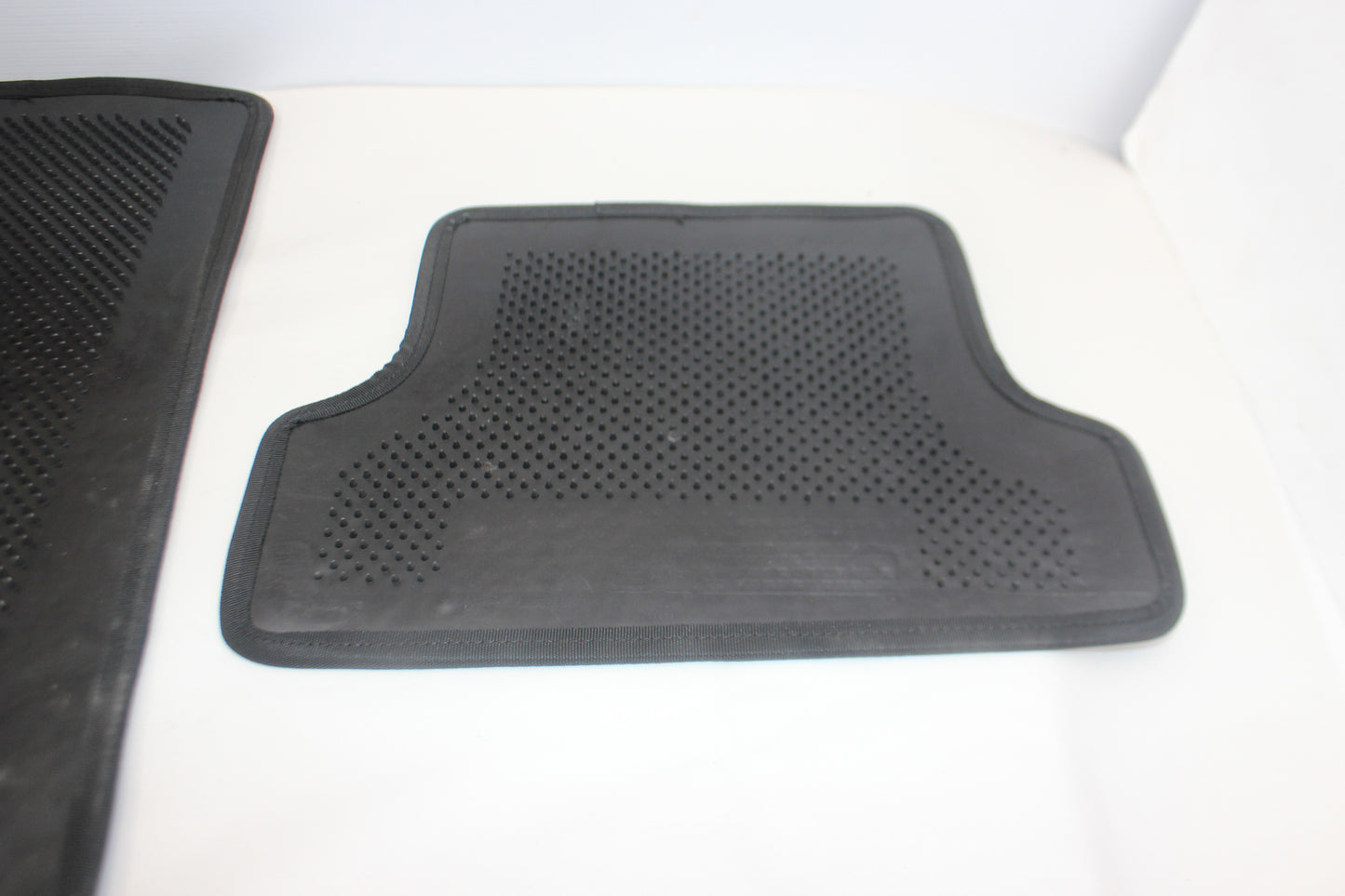 2021 Chevy Camaro SS Floor Mats Front & Rear OEM - Day's Parts Yard