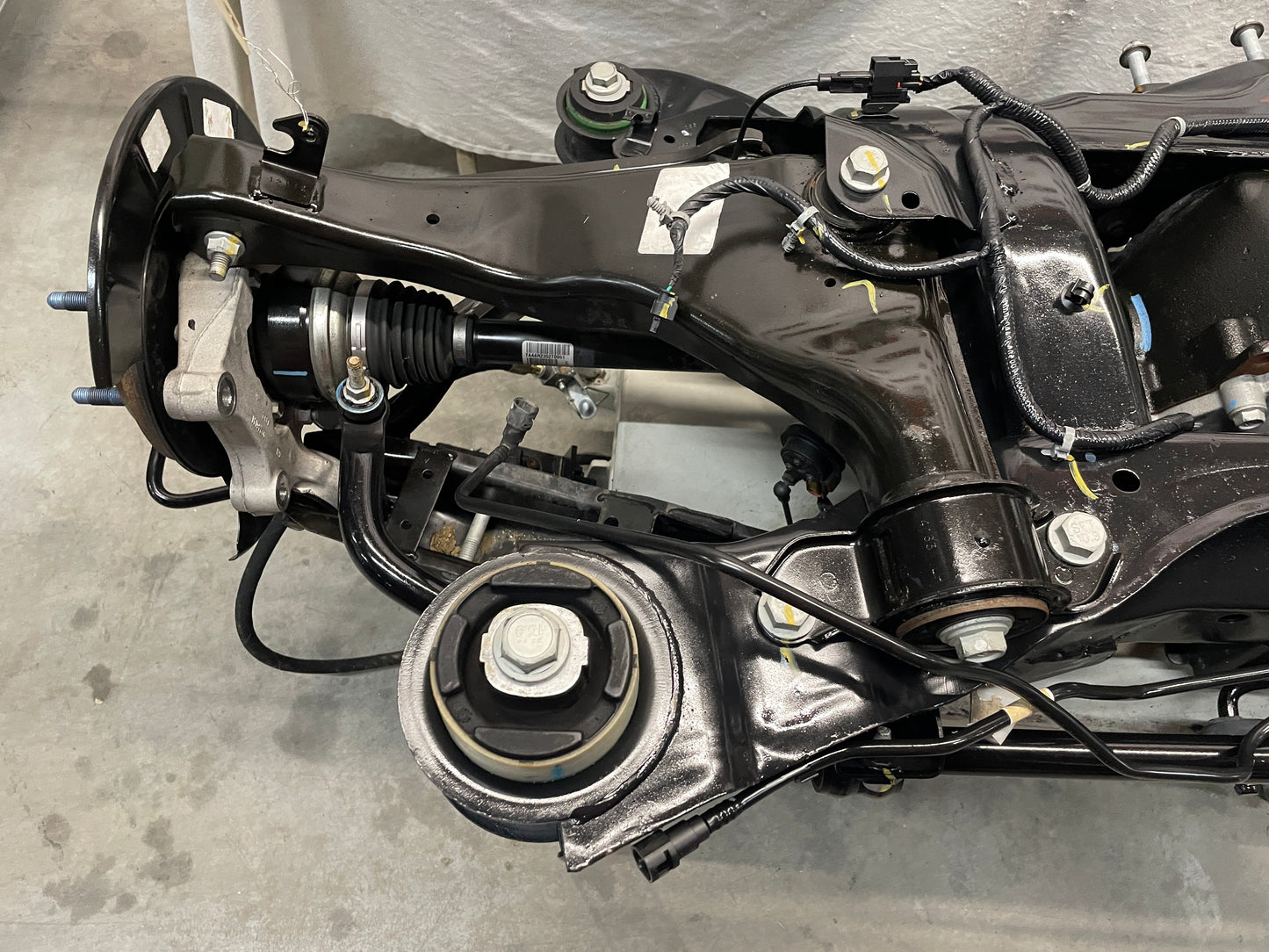 2013 Chevy Camaro ZL1 3.73 Complete Rear Axle Suspension Cradle K Member Subframe Differential OEM - Day's Parts Yard