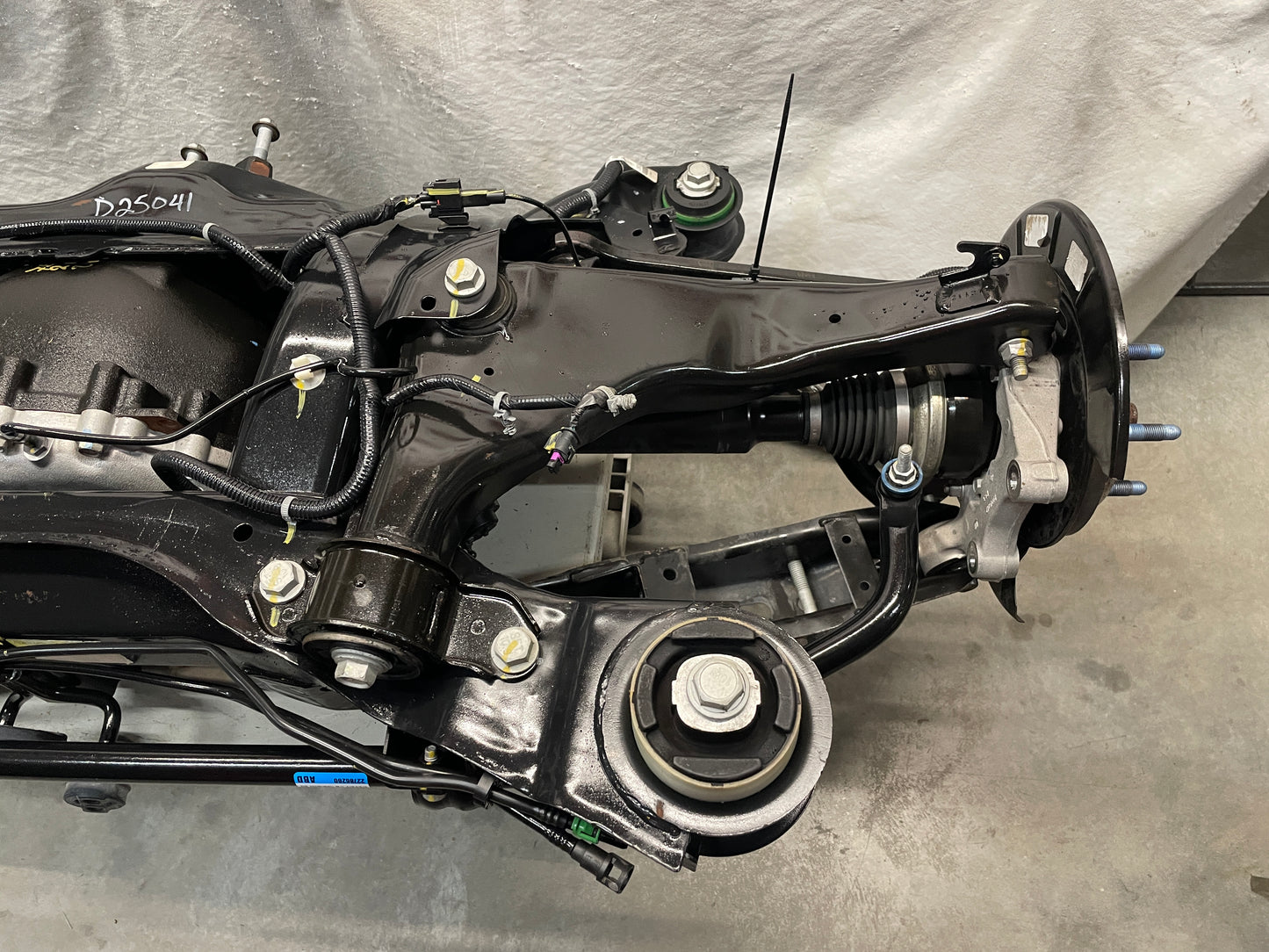 2013 Chevy Camaro ZL1 3.73 Complete Rear Axle Suspension Cradle K Member Subframe Differential OEM - Day's Parts Yard