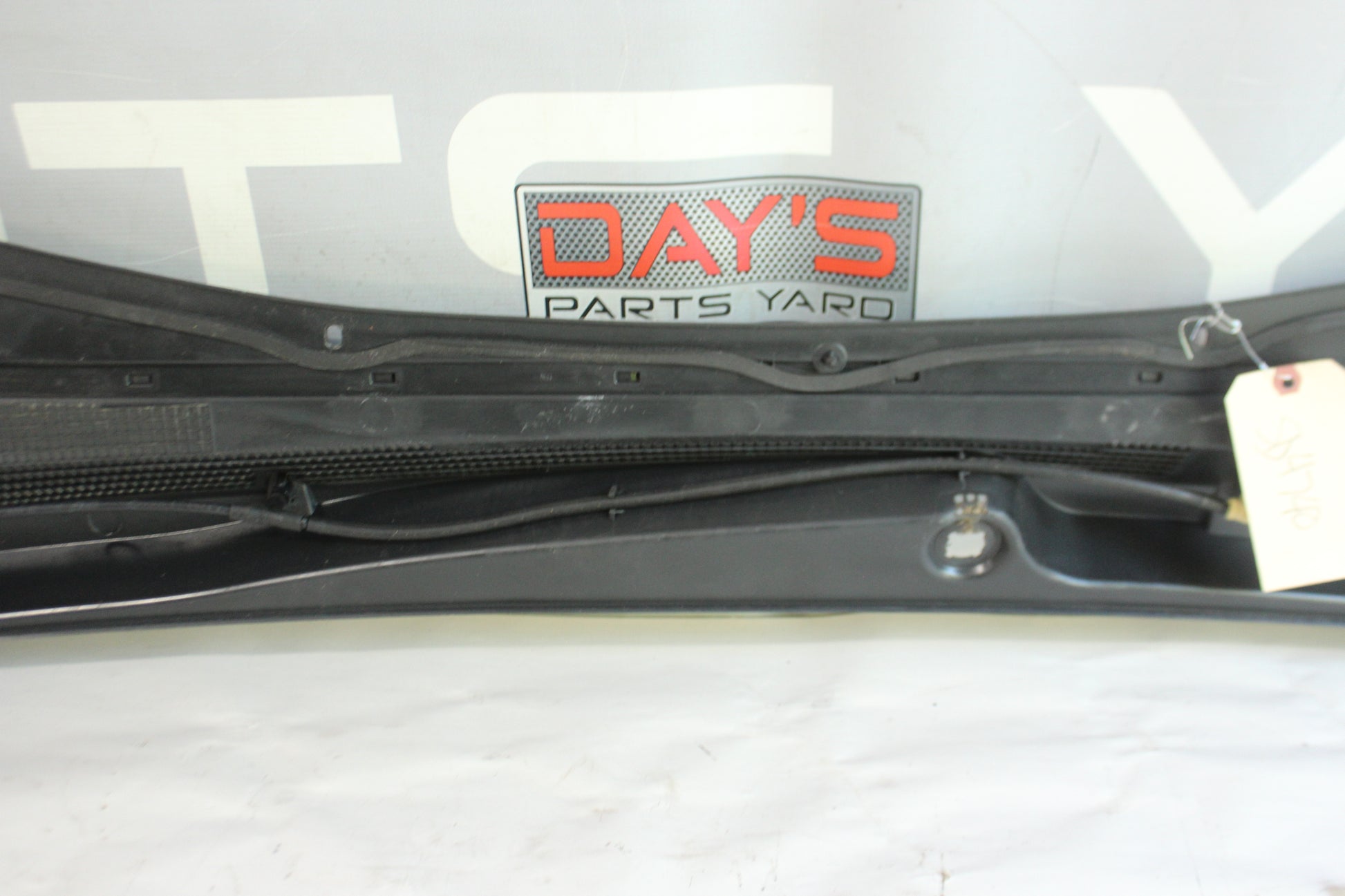 2018 Cadillac CTS-V Windshield Wiper Cowl OEM - Day's Parts Yard