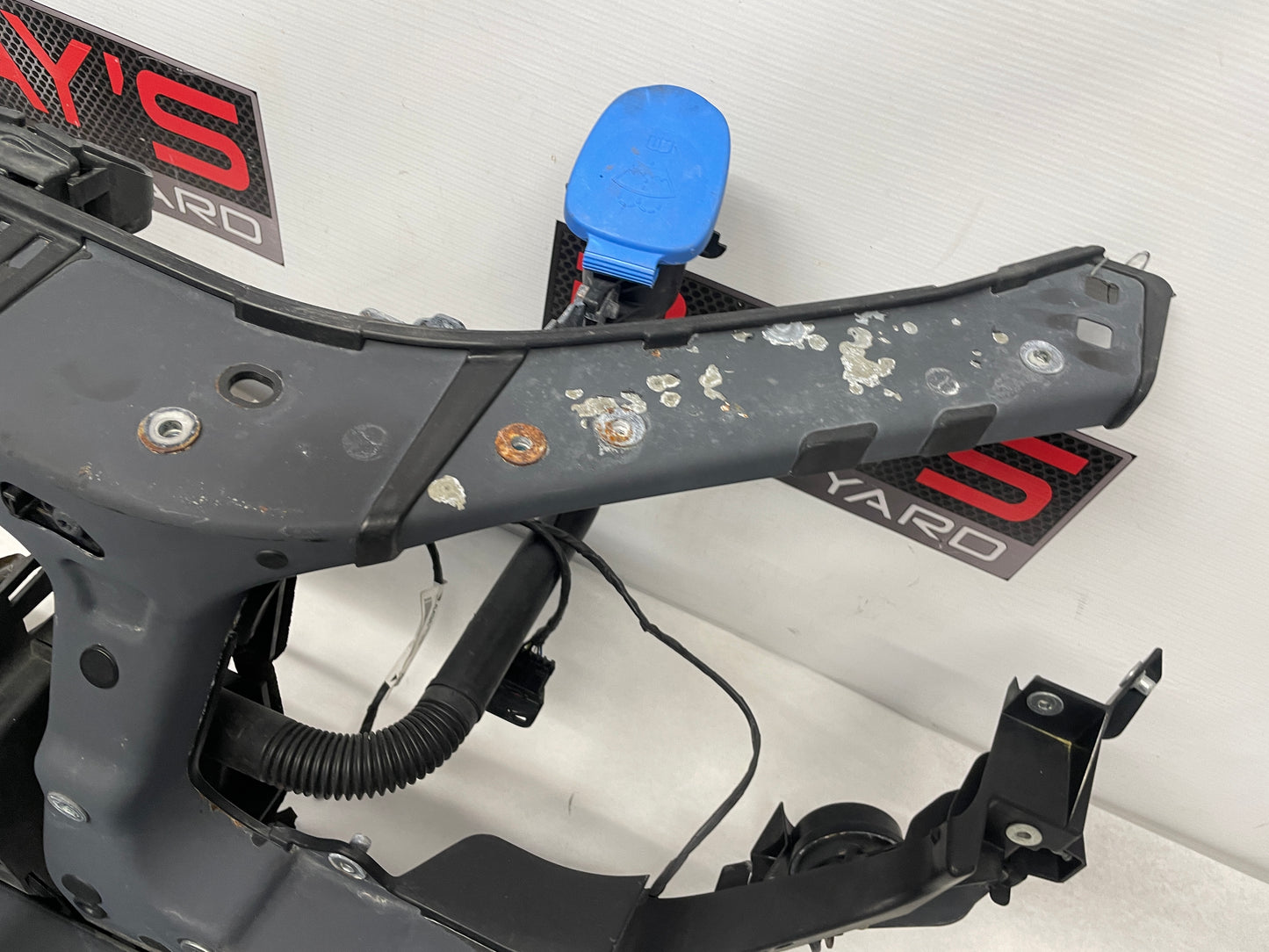 2015 Chevy SS Sedan Front Radiator Core Support Bracket Brace Assembly OEM - Day's Parts Yard