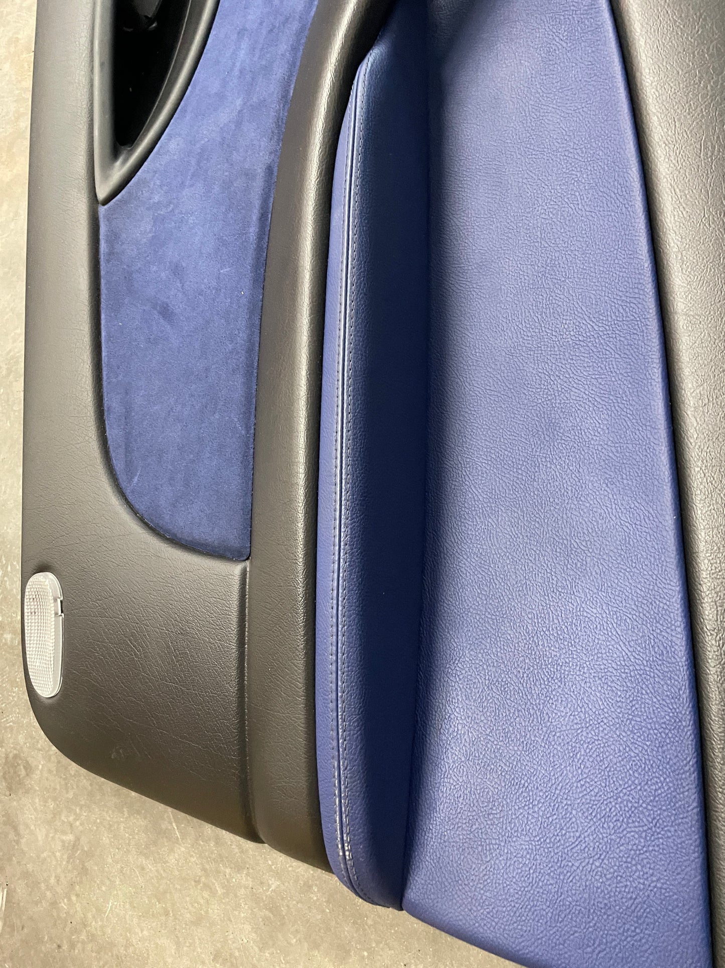 2005 Pontiac GTO Blue Interior Set Seats, Door Panels, Trim Etc. OEM