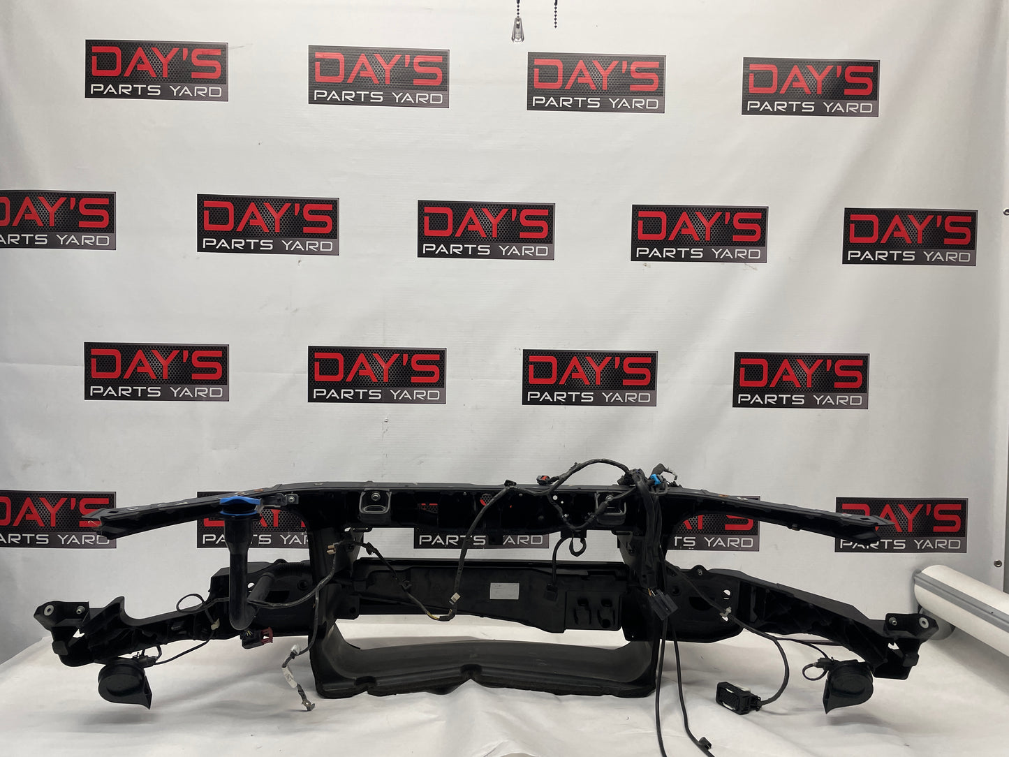2015 Chevy SS Sedan Front Radiator Core Support Bracket Brace Assembly OEM - Day's Parts Yard