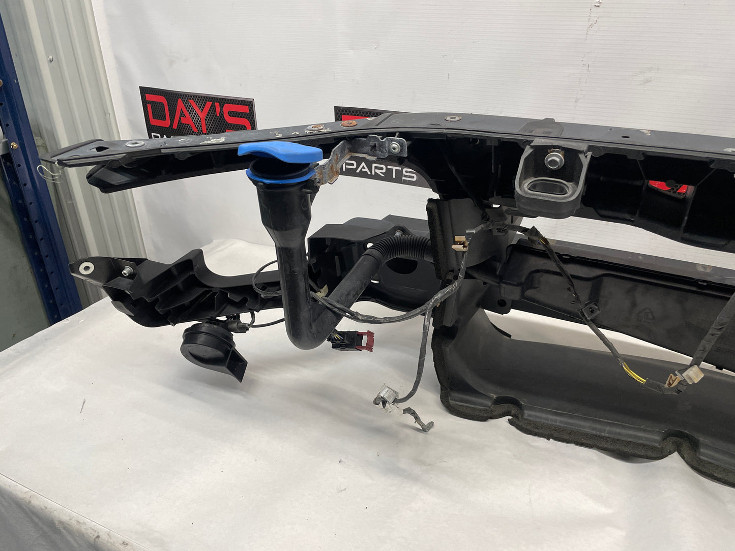 2015 Chevy SS Sedan Front Radiator Core Support Bracket Brace Assembly OEM - Day's Parts Yard