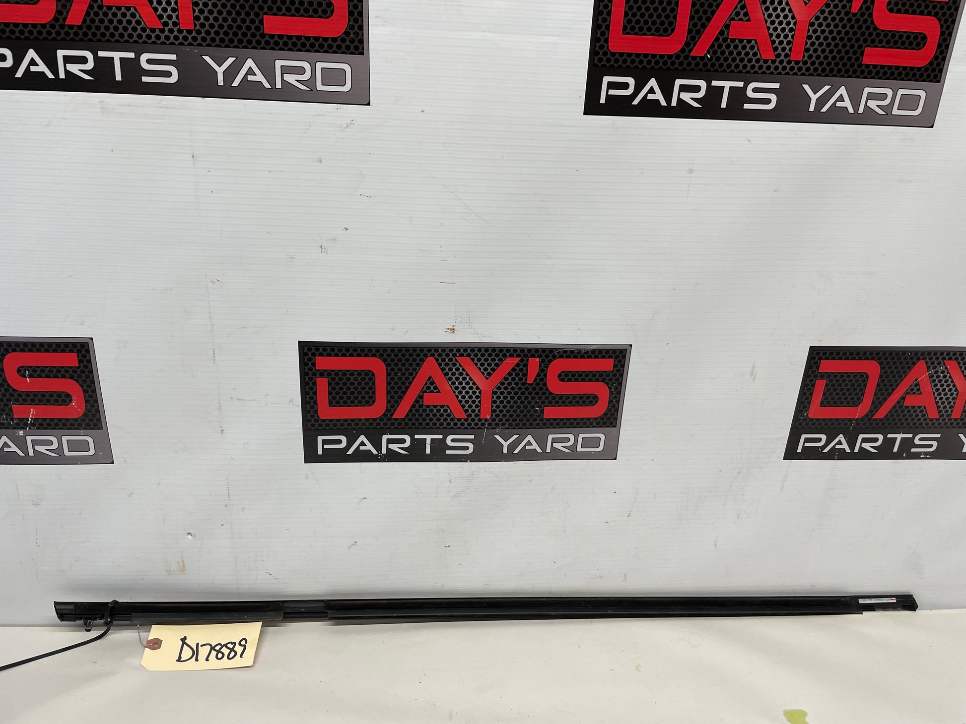 2017 Chevy SS Sedan RH Passenger Rear Window Belt Molding Trim OEM - Day's Parts Yard