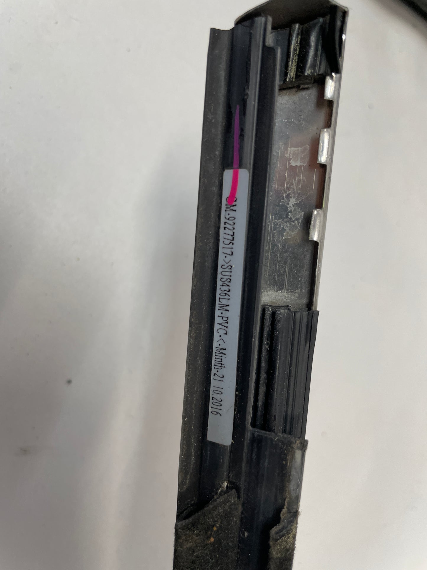 2017 Chevy SS Sedan RH Passenger Rear Window Belt Molding Trim OEM - Day's Parts Yard