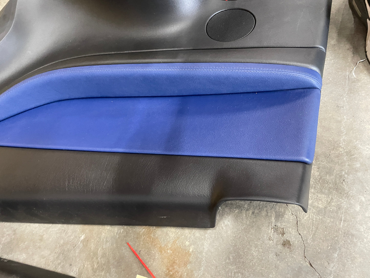 2005 Pontiac GTO Blue Interior Set Seats, Door Panels, Trim Etc. OEM