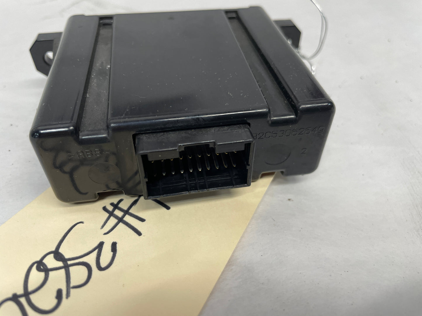 2005 Pontiac GTO Powertrain Engine Interface Control Module OEM - Day's Parts Yard