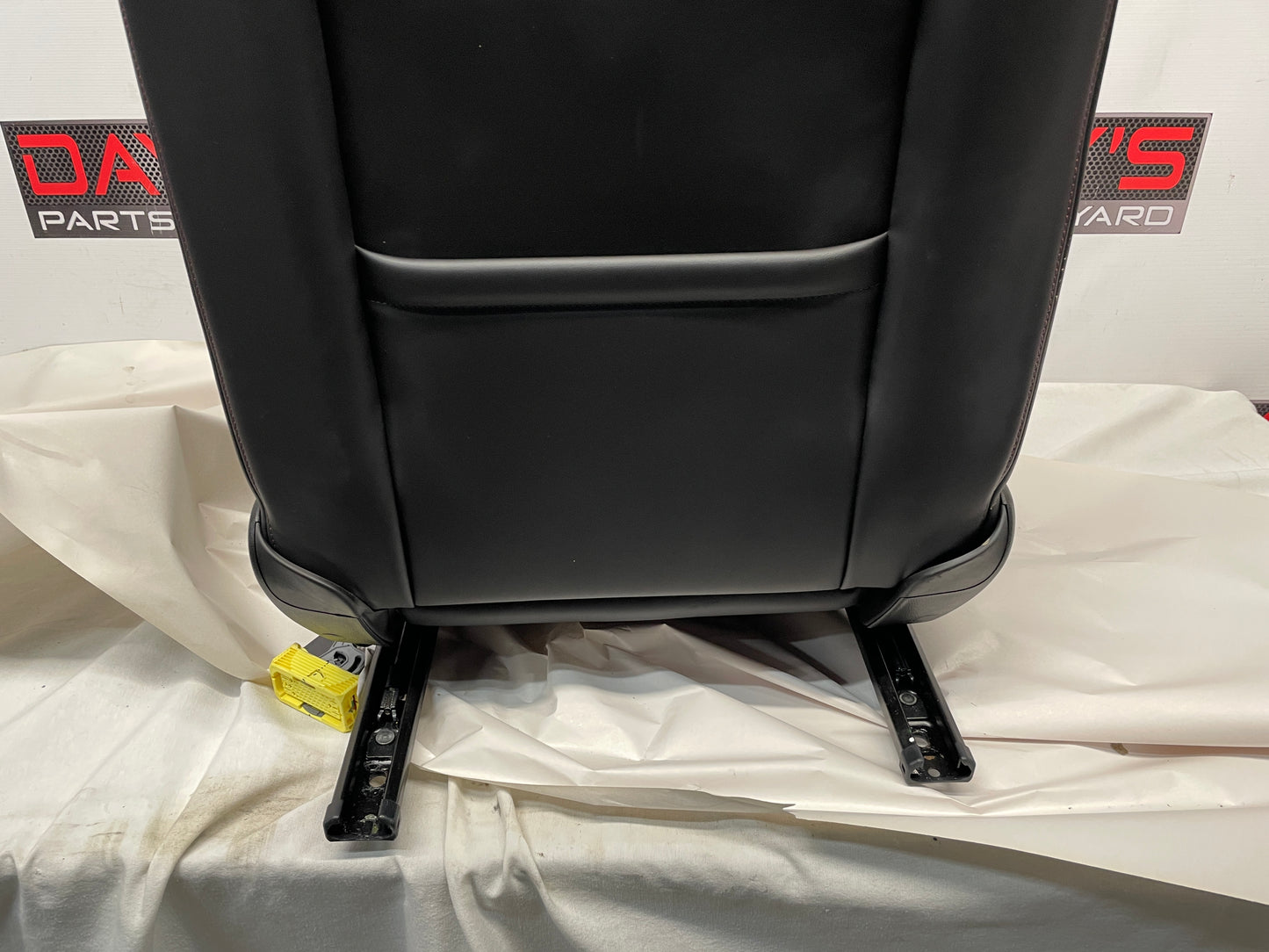 2014 Chevy SS Sedan RH Passenger Front Seat OEM - Day's Parts Yard