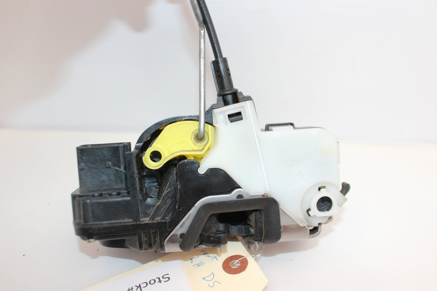 2013 Chevy Camaro ZL1 Front LH Driver Door Lock Actuator OEM - Day's Parts Yard