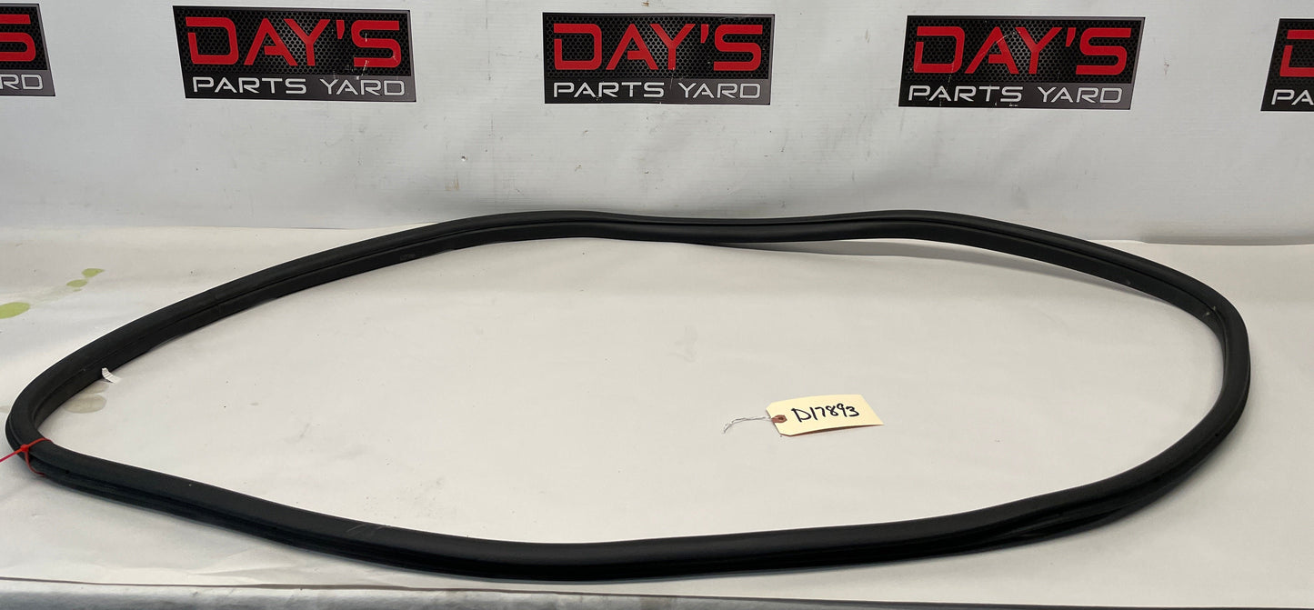 2017 Chevy SS Sedan RH Passenger Front Door Rubber Weather Strip OEM - Day's Parts Yard