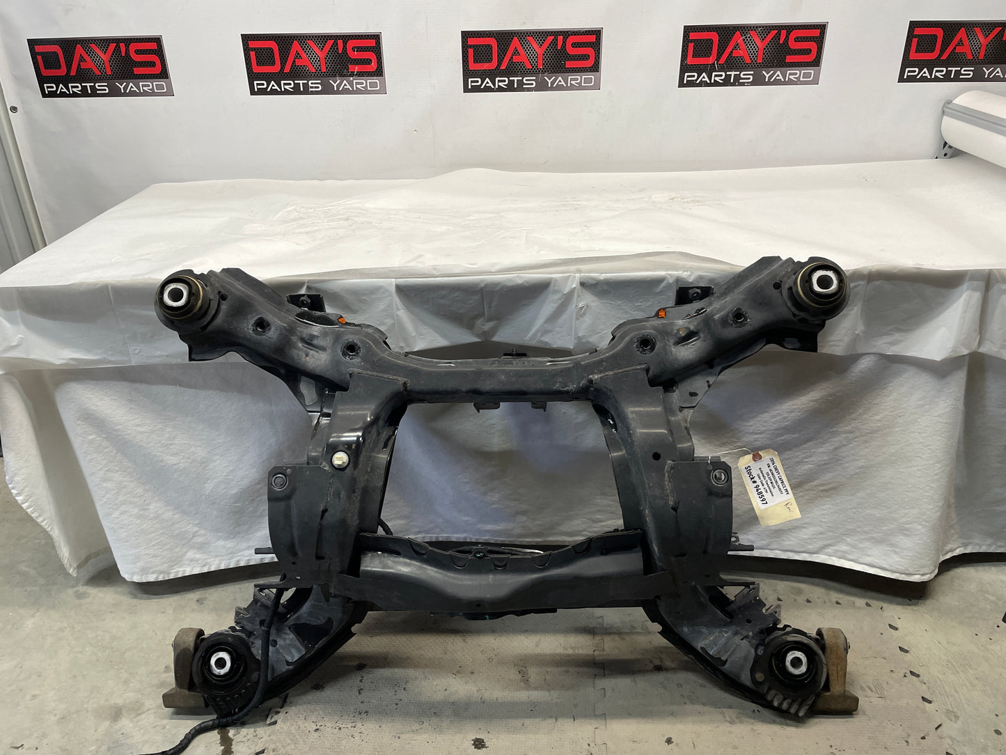 2014 Chevy Caprice PPV Rear Suspension Differential Cradle Subframe K Member OEM - Day's Parts Yard