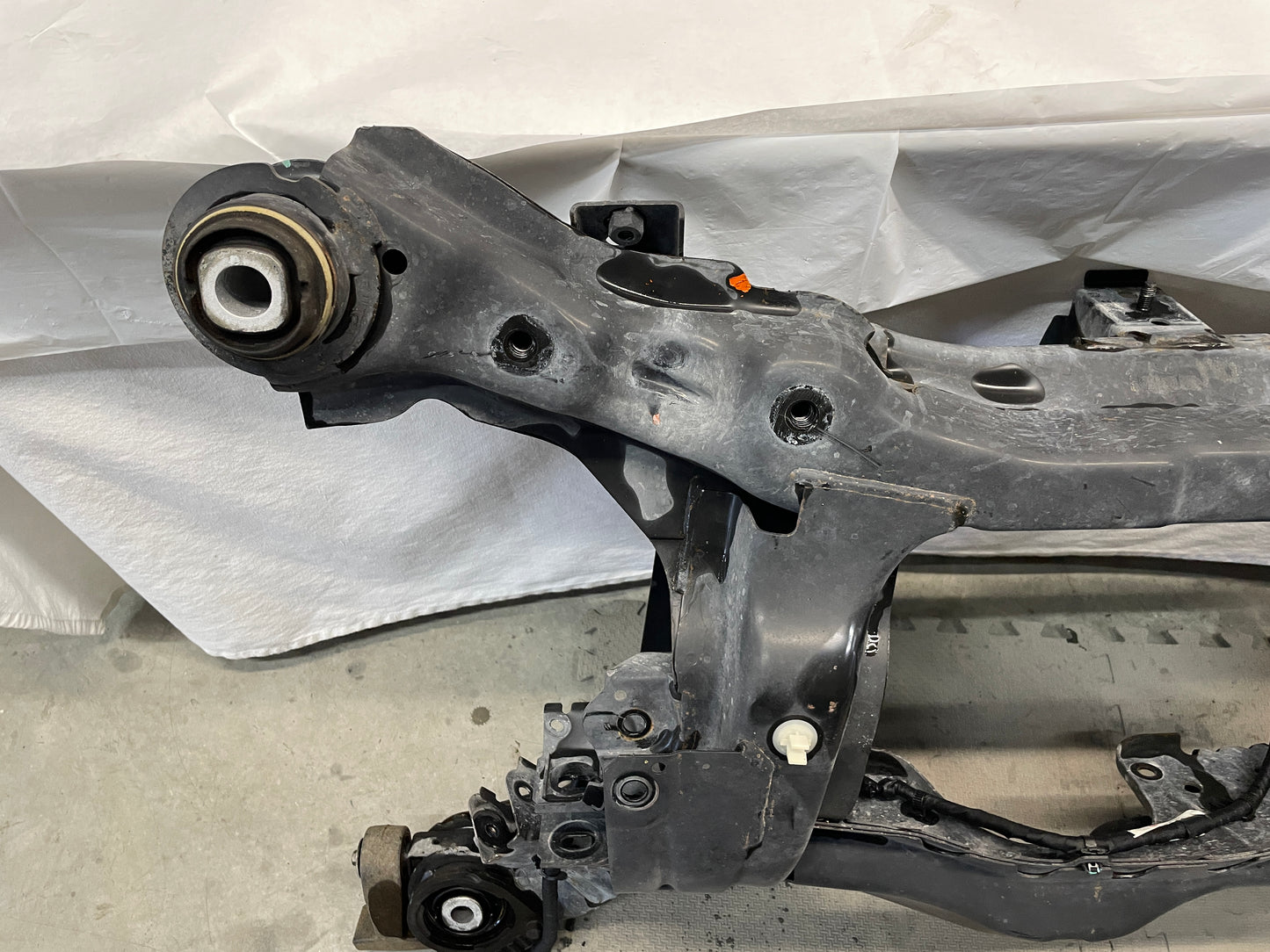 2014 Chevy Caprice PPV Rear Suspension Differential Cradle Subframe K Member OEM - Day's Parts Yard