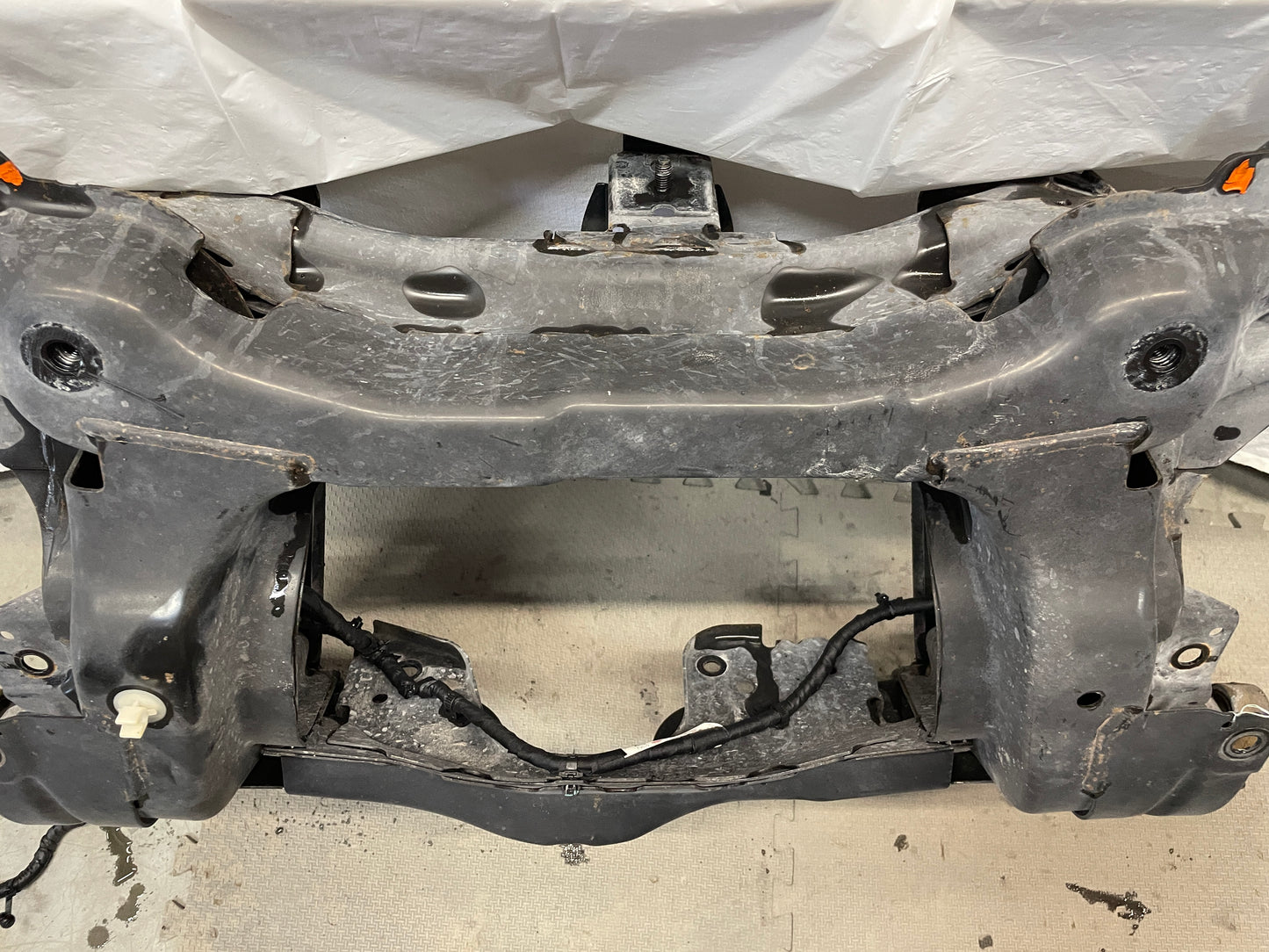 2014 Chevy Caprice PPV Rear Suspension Differential Cradle Subframe K Member OEM - Day's Parts Yard