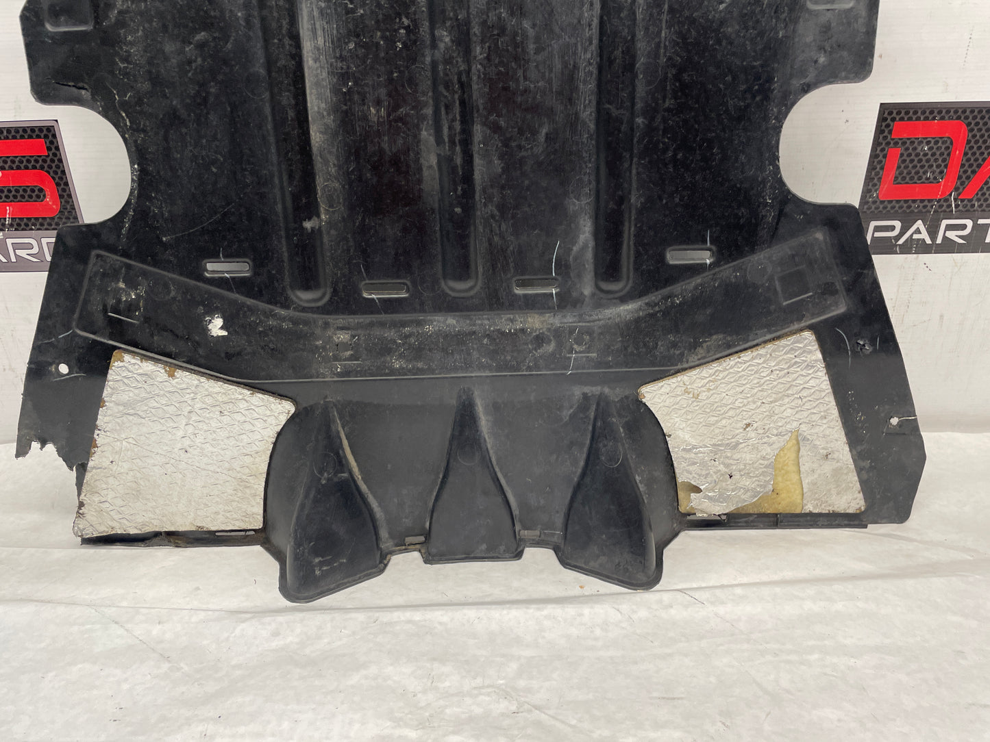 2013 Chevy Camaro ZL1 Lower Front Air Dam Undertray Baffle Panel OEM DAMAGED - Day's Parts Yard