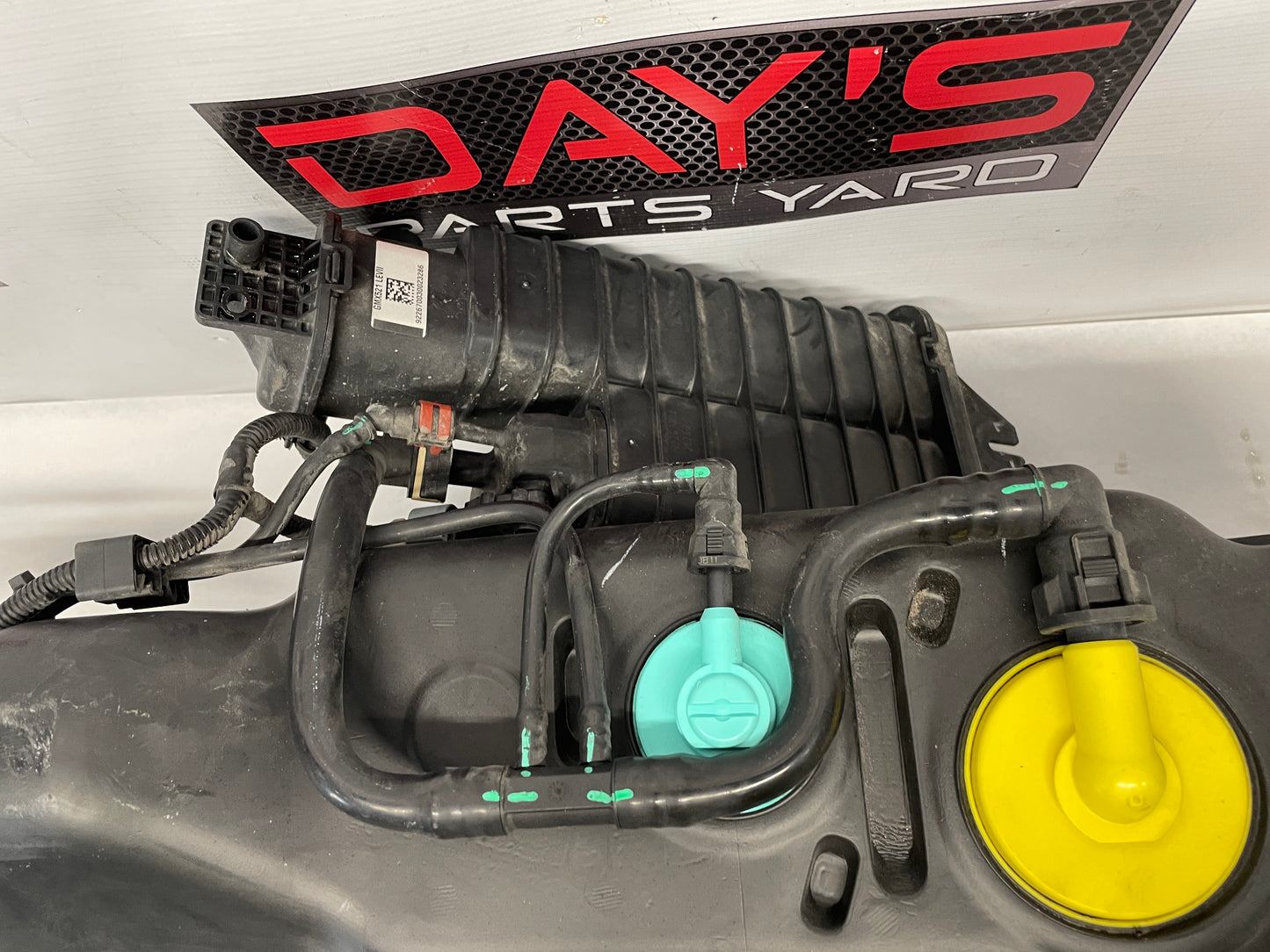 2014 Chevy Caprice PPV Fuel Gas Tank and Charcoal Canister w/ Pumps OEM - Day's Parts Yard