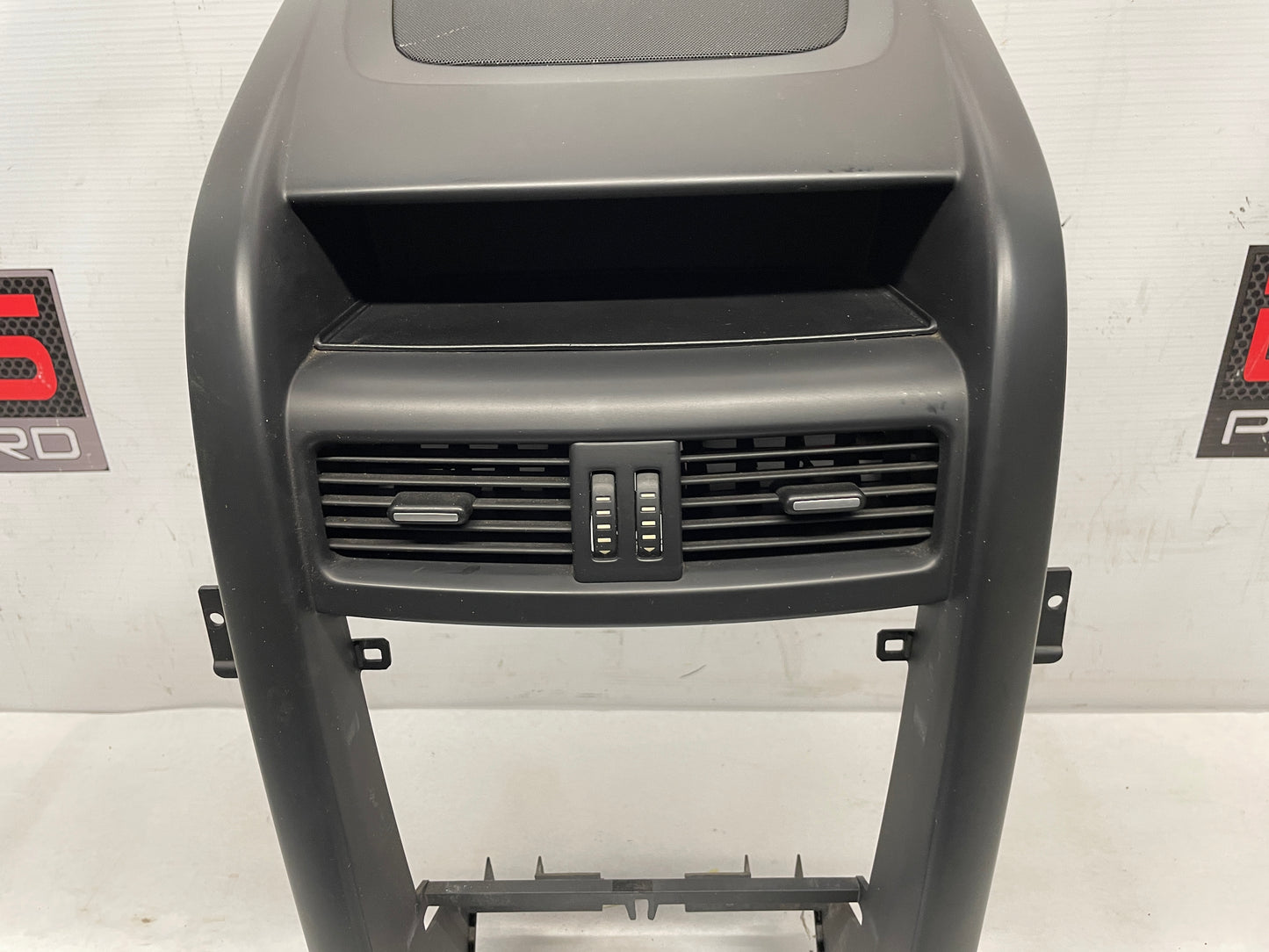 2009 Pontiac G8 GT Dash Radio Dash Bezel OEM - Day's Parts Yard