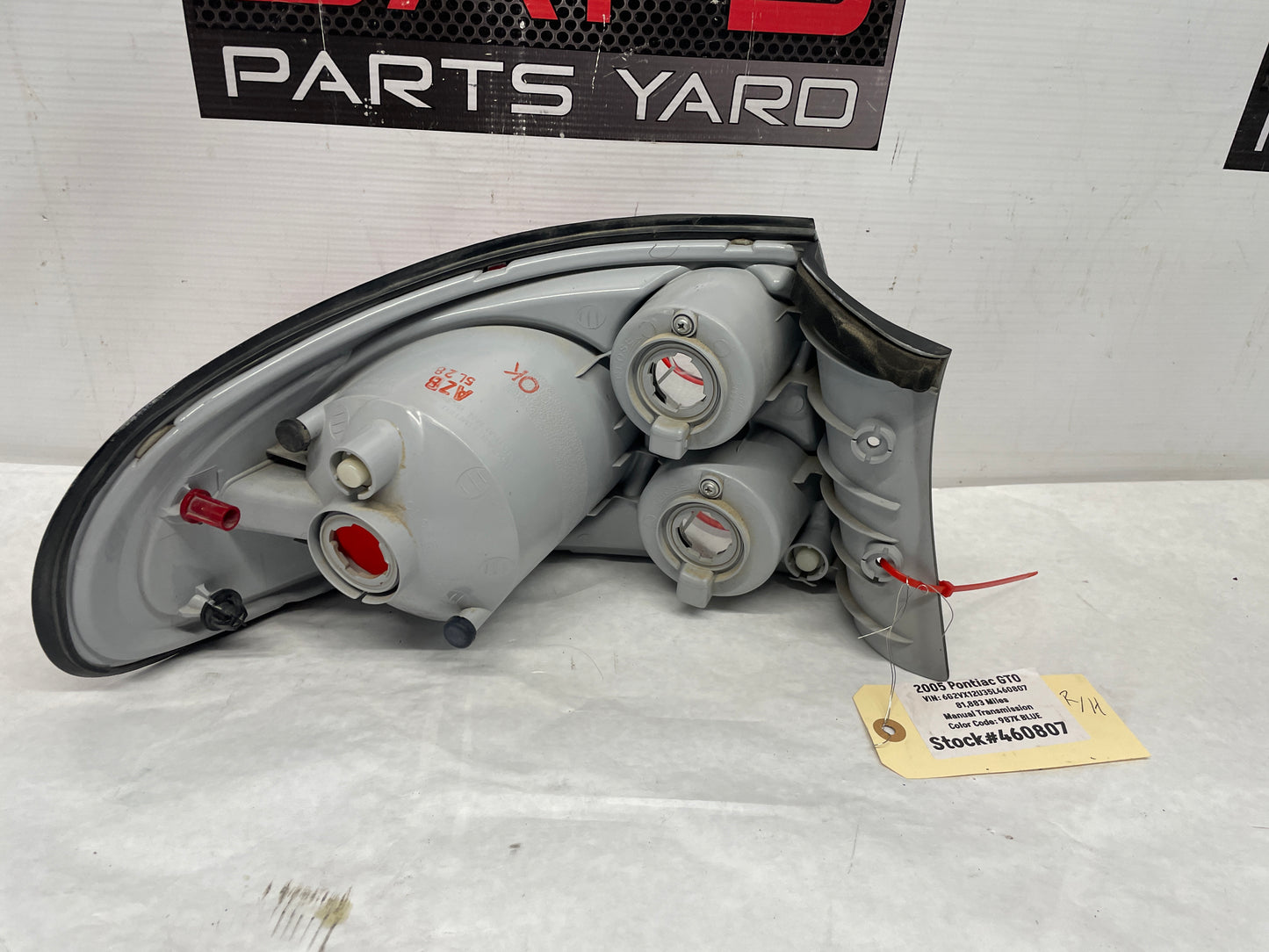 2005 Pontiac GTO RH Passenger Tail Light Taillight Lamp OEM - Day's Parts Yard