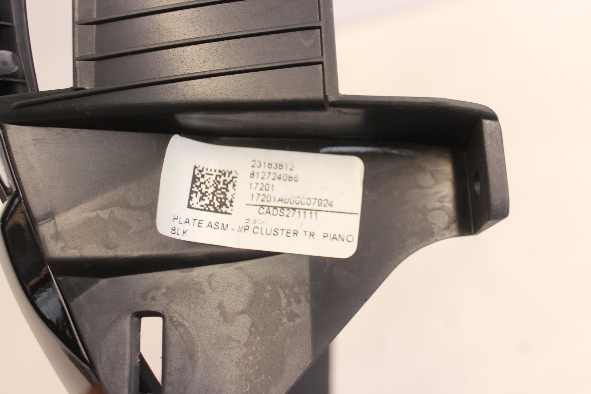 2018 Cadillac CTS-V Gauge Cluster Speedometer Bezel Trim OEM - Day's Parts Yard