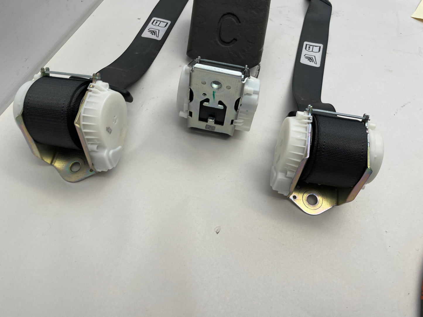 2014 Chevy SS Sedan Rear Seat Belt Seatbelt Retractors OEM - Day's Parts Yard
