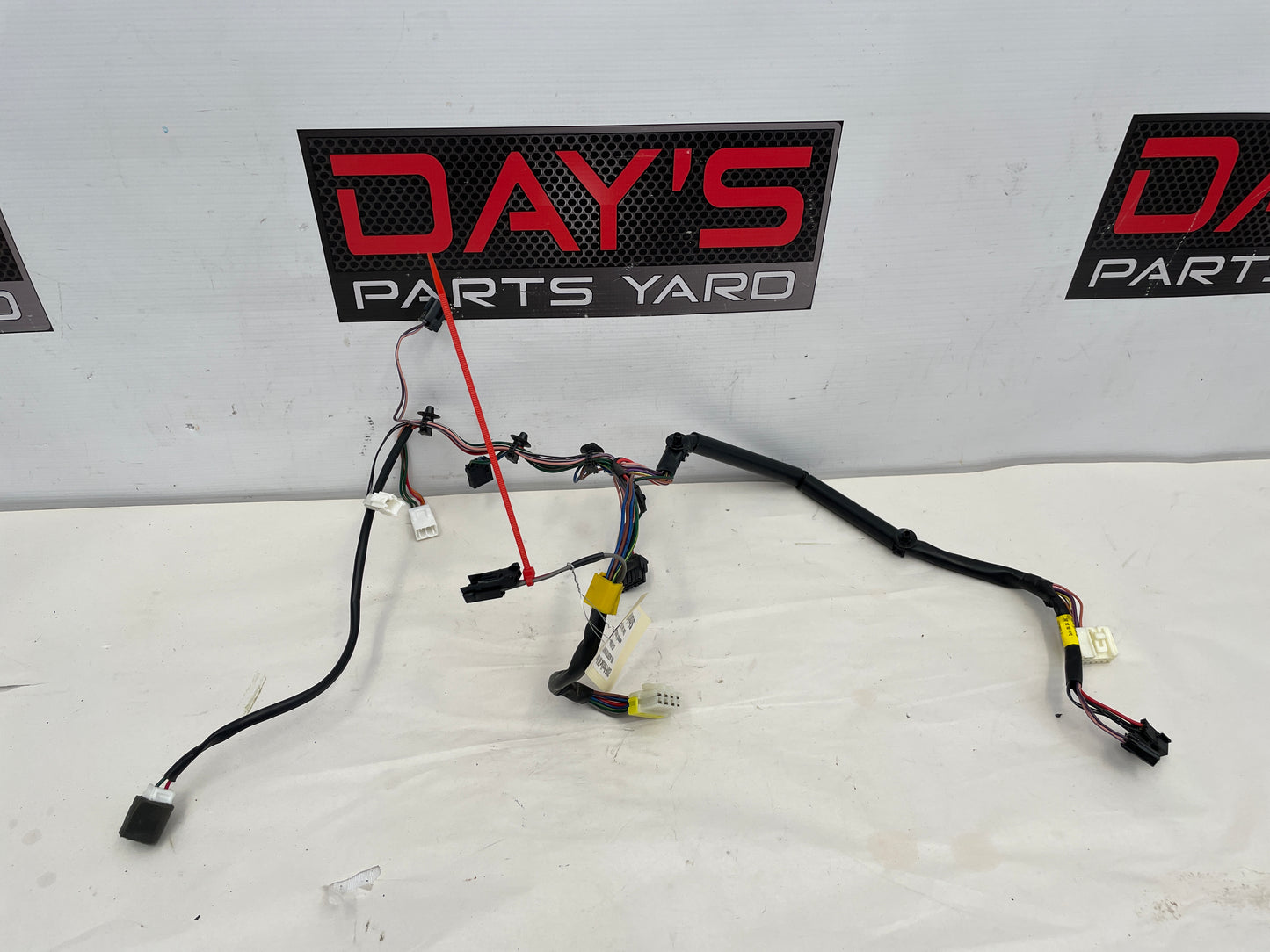 2009 Pontiac G8 Base Front RH Passenger Seat Wire Harness OEM - Day's Parts Yard