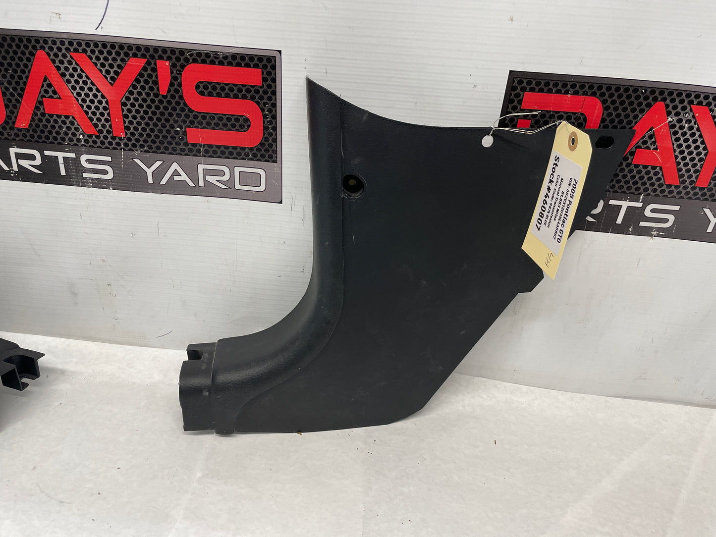 2005 Pontiac GTO RH & LH Interior Kick Panel Trim Molding OEM - Day's Parts Yard