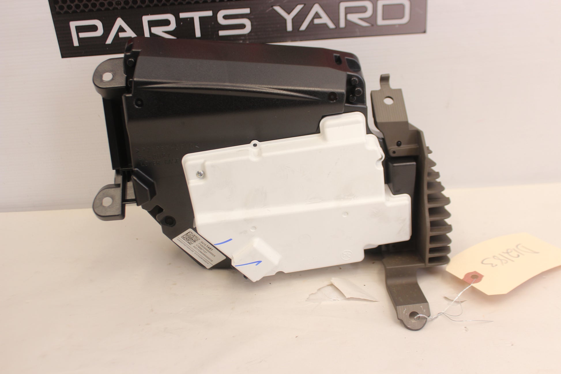 2018 Cadillac CTS-V Heads Up Display Projector HUD OEM - Day's Parts Yard