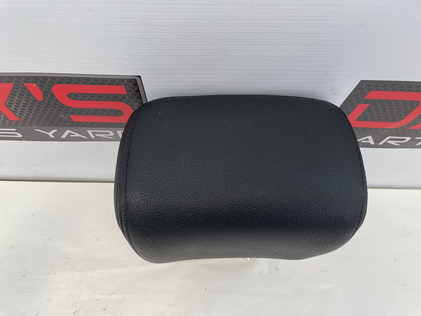 2009 Pontiac G8 Base Front LH Driver Seat Head Rest Headrest OEM - Day's Parts Yard