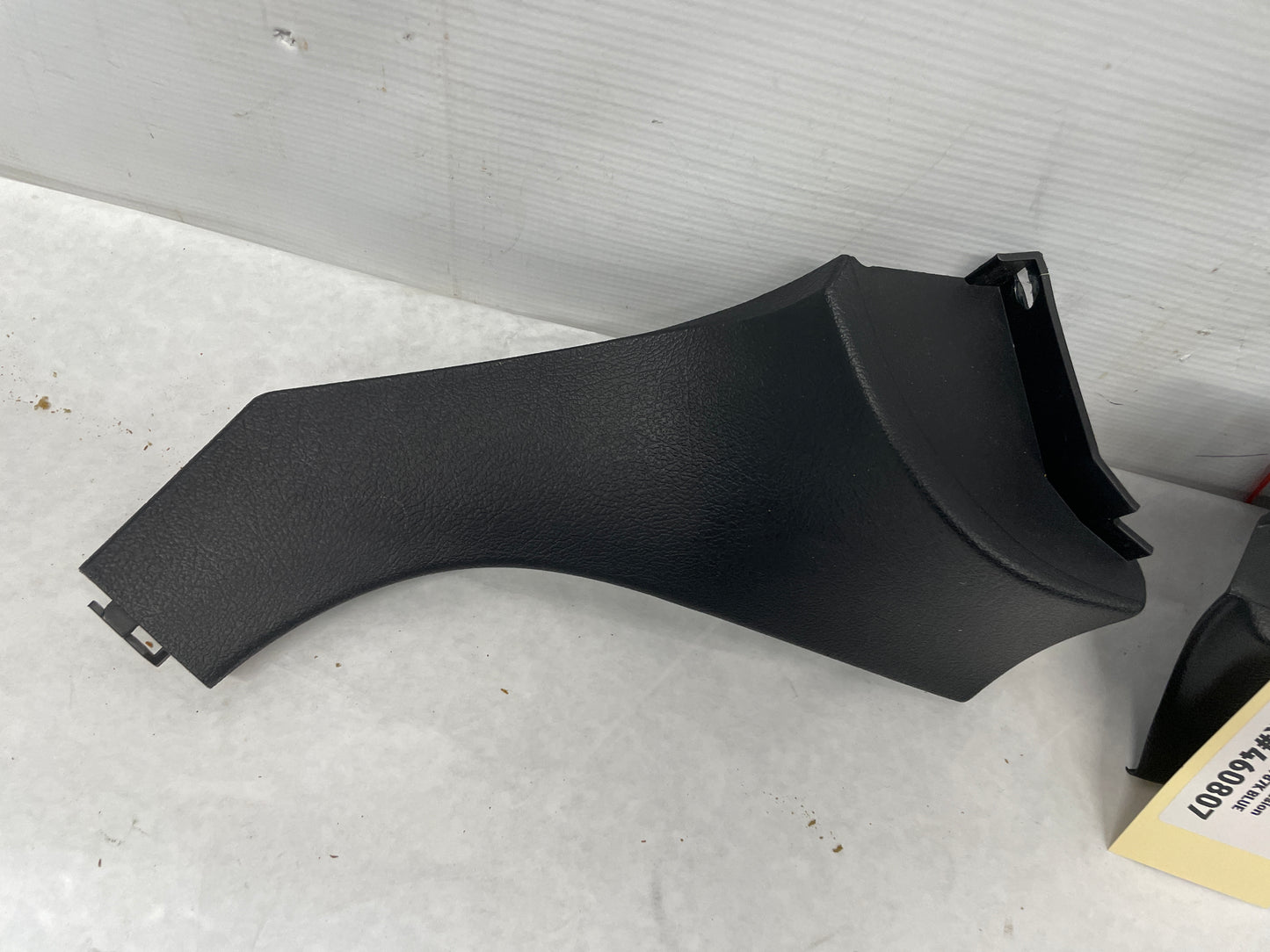 2005 Pontiac GTO RH & LH Center Console Dash Trim Moldings OEM - Day's Parts Yard
