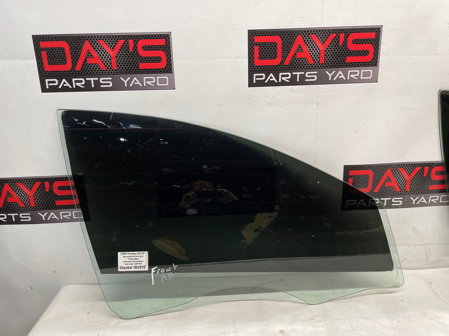 2009 Pontiac G8 GT RH Passenger Front Door Window Glass OEM - Day's Parts Yard