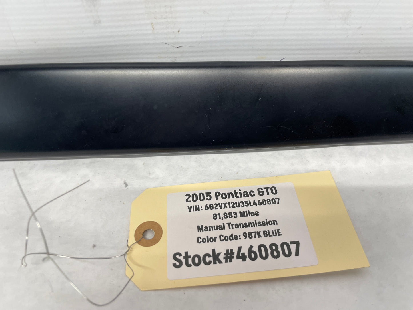 2005 Pontiac GTO RH Passenger Exterior B Pillar Window Trim Cover Applique Molding OEM - Day's Parts Yard