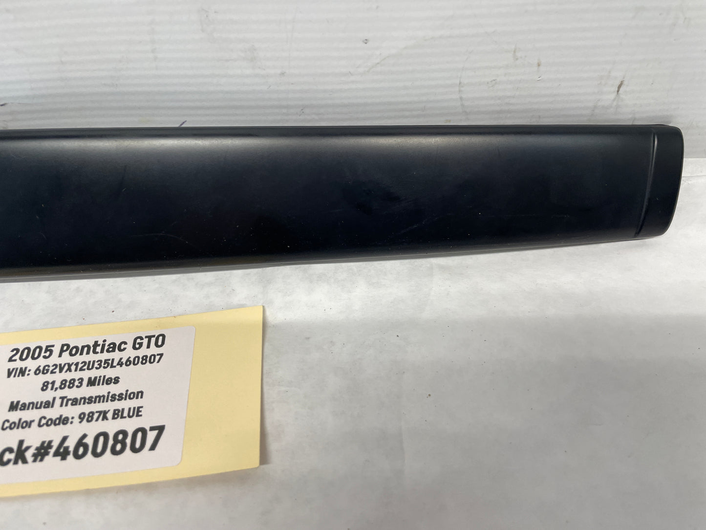 2005 Pontiac GTO RH Passenger Exterior B Pillar Window Trim Cover Applique Molding OEM - Day's Parts Yard