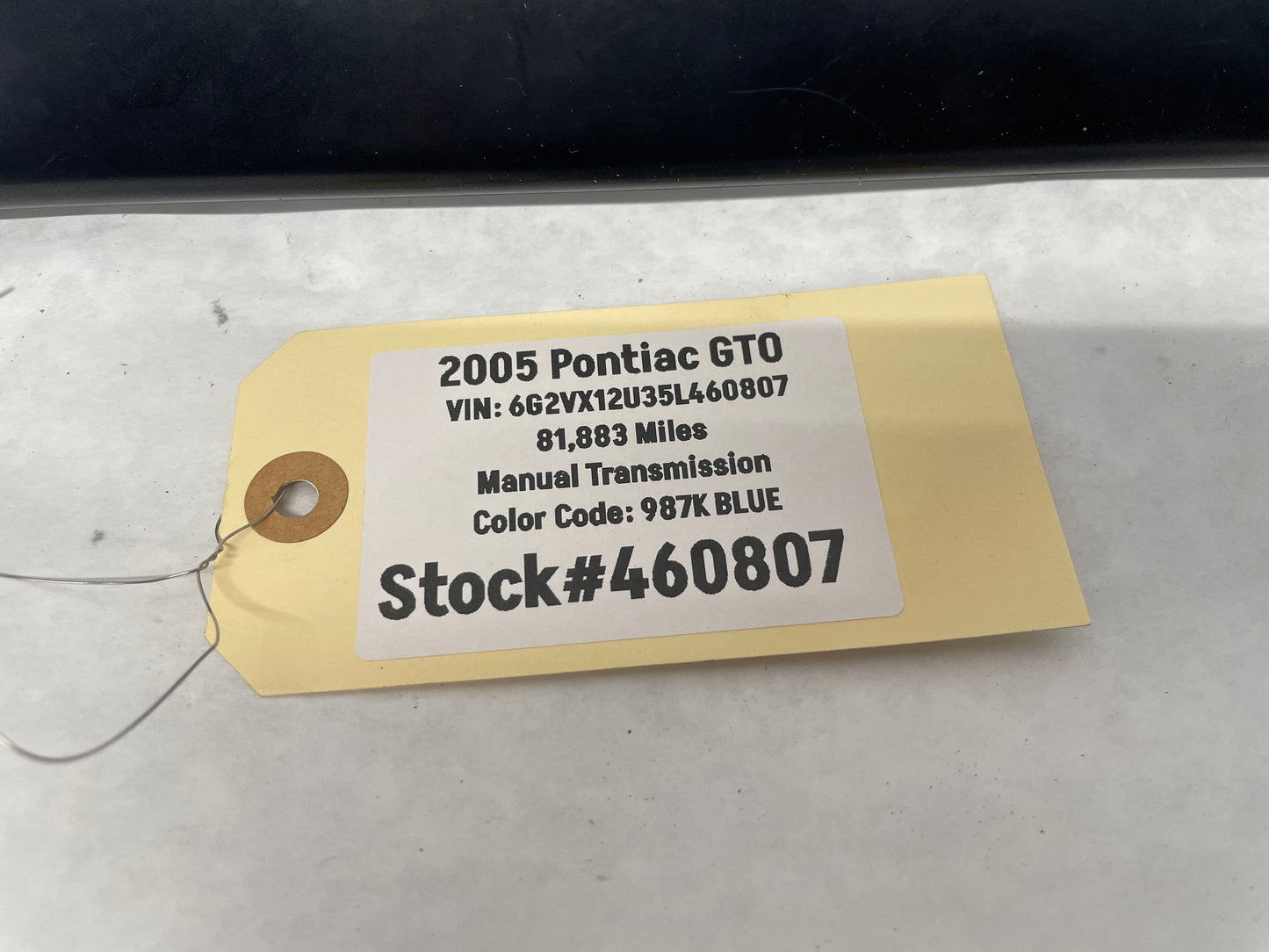 2005 Pontiac GTO RH Passenger Exterior B Pillar Window Trim Cover Applique Molding OEM - Day's Parts Yard