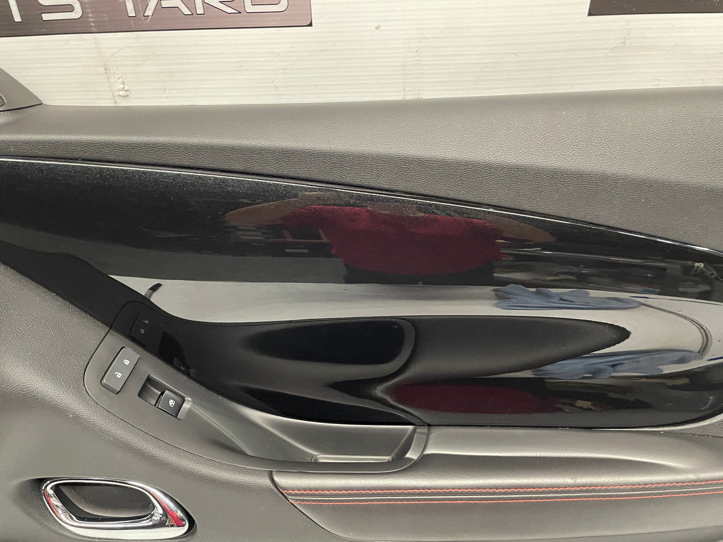 2013 Chevy Camaro ZL1 RH Passenger Carbon Flash Front Interior Door Panel OEM - Day's Parts Yard