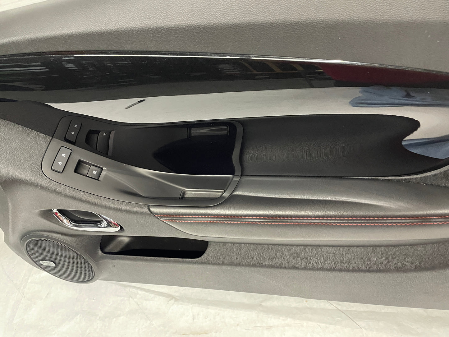 2013 Chevy Camaro ZL1 RH Passenger Carbon Flash Front Interior Door Panel OEM - Day's Parts Yard