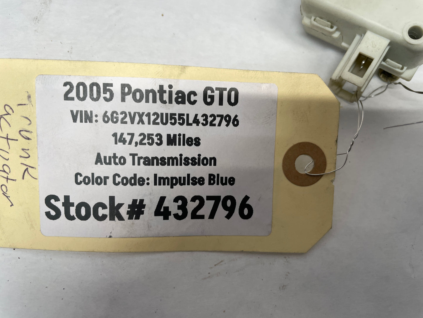2005 Pontiac GTO Trunk Deck Lid Lock Actuator OEM - Day's Parts Yard
