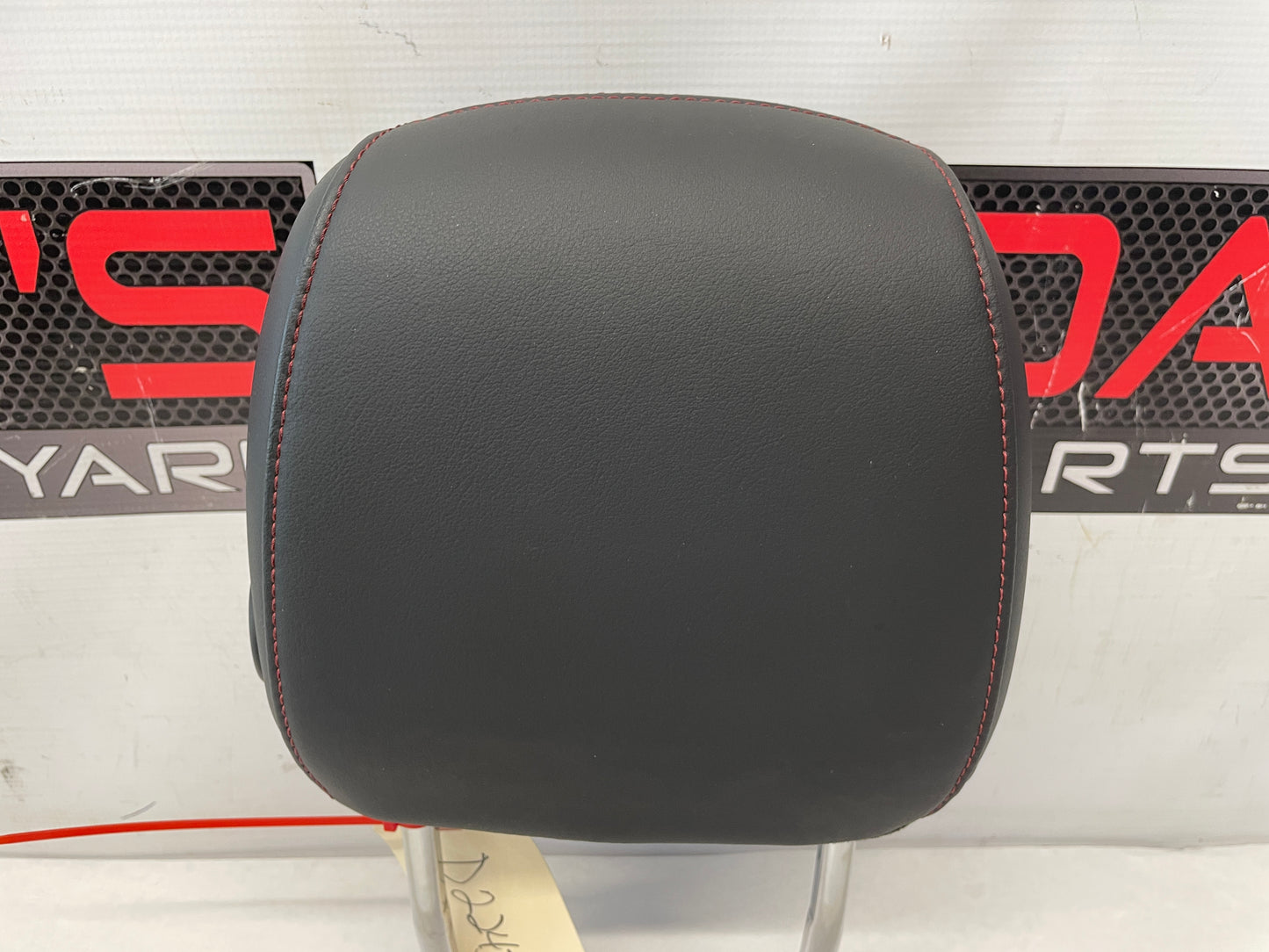 2017 Chevy SS Sedan RH Passenger Head Rest Headrest Restraint OEM - Day's Parts Yard