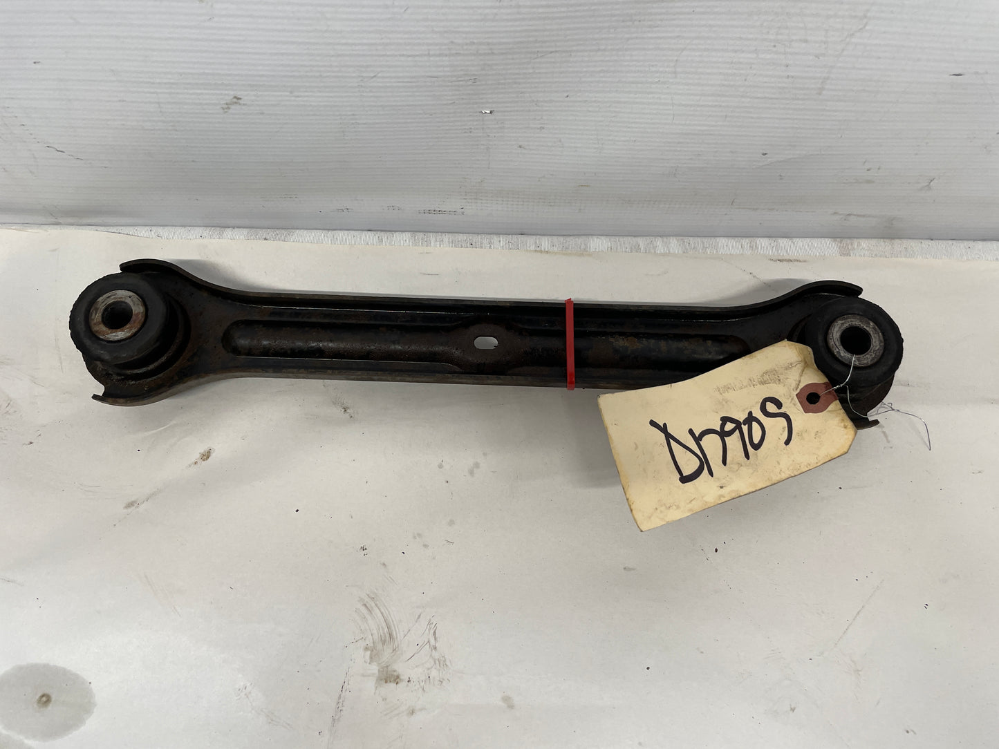 2009 Pontiac G8 GT RH Passenger Rear Suspension Trailing Control Arm OEM - Day's Parts Yard