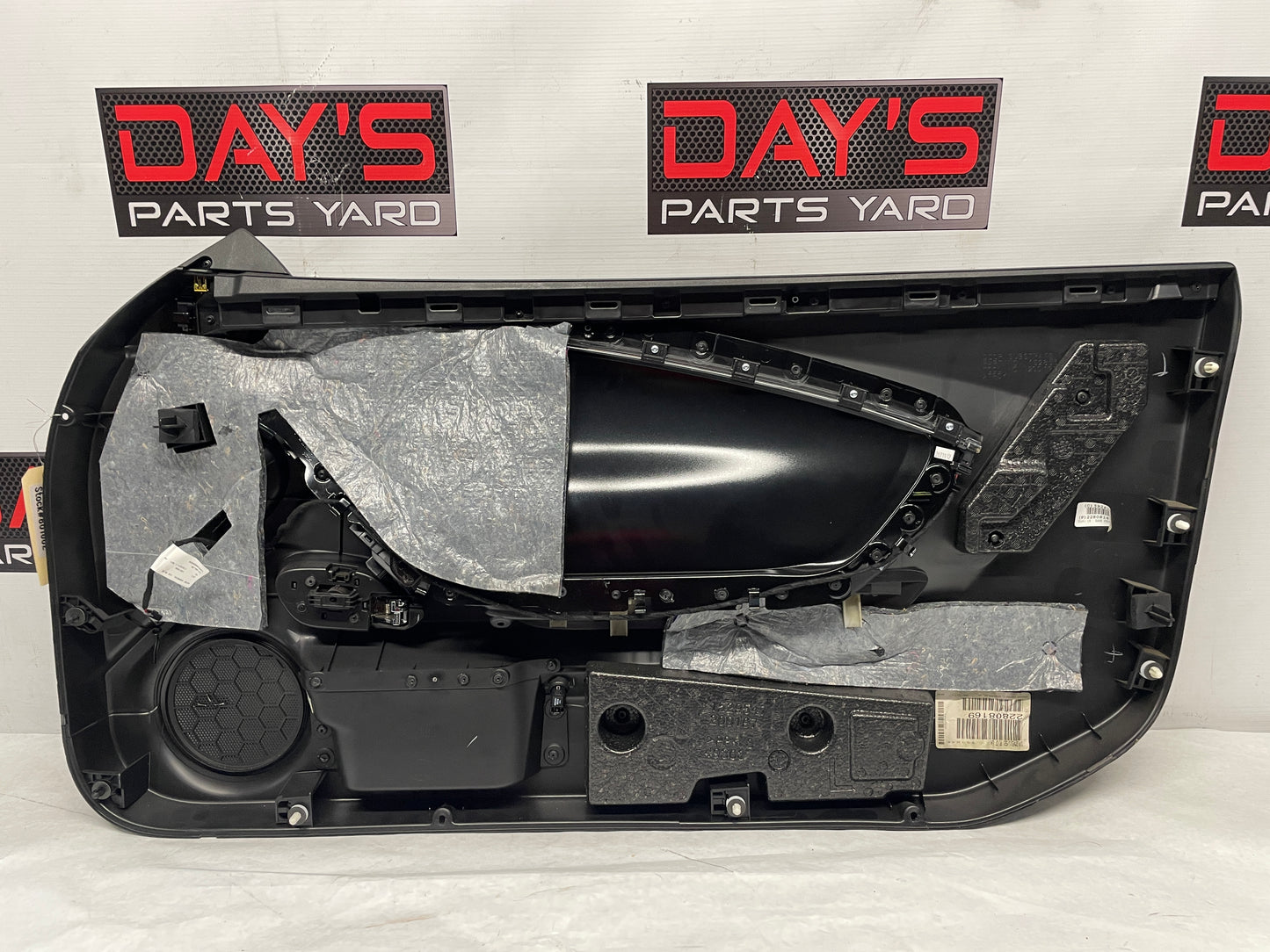 2013 Chevy Camaro ZL1 LH Driver Carbon Flash Front Interior Door Panel OEM - Day's Parts Yard