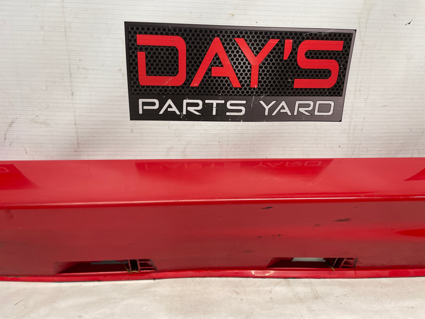 2009 Pontiac G8 LH Driver Rocker Molding Side Skirt Panel Red OEM - Day's Parts Yard
