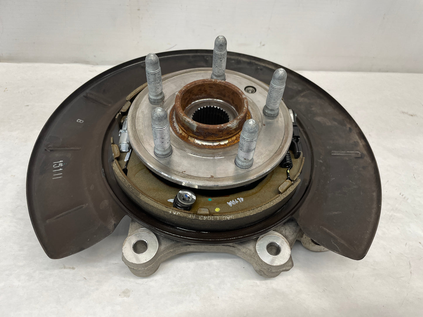 2015 Chevy Camaro SS RH Passenger Rear Spindle Knuckle Hub Wheel Bearing OEM