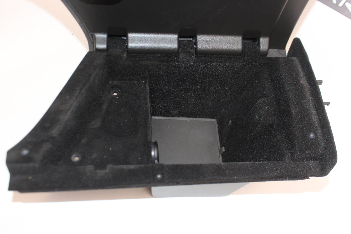 2016 Cadillac CTS-V Center Console Lid Arm Rest Storage Bin OEM - Day's Parts Yard