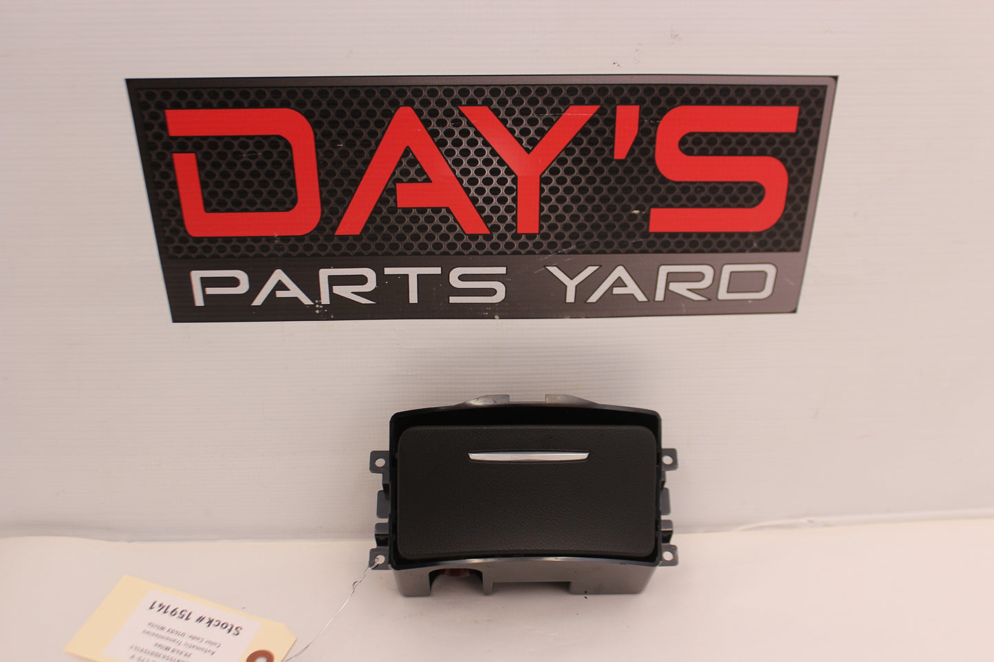 2016 Cadillac CTS-V Center Console Rear Storage Compartment OEM - Day's Parts Yard