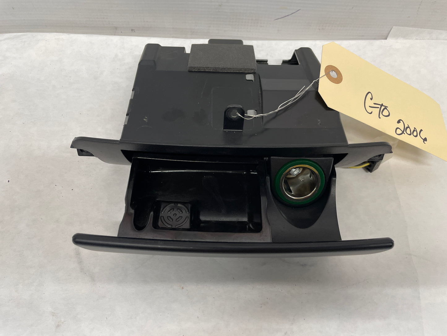 2006 Pontiac GTO Radio Ashtray Lower Compartment Smokers Package OEM - Day's Parts Yard