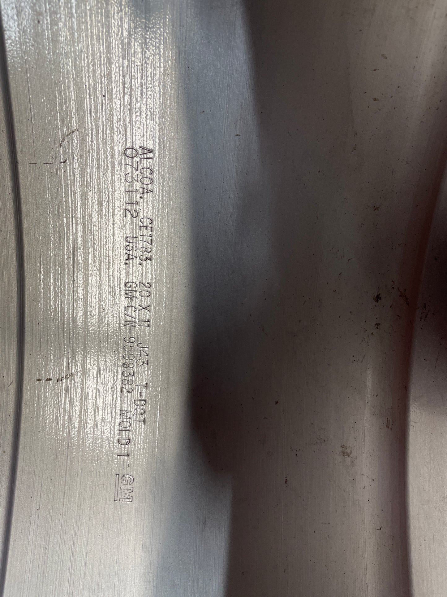 2013 Chevy Camaro ZL1 Rear ZL1 Wheel 20X11 OEM - Day's Parts Yard