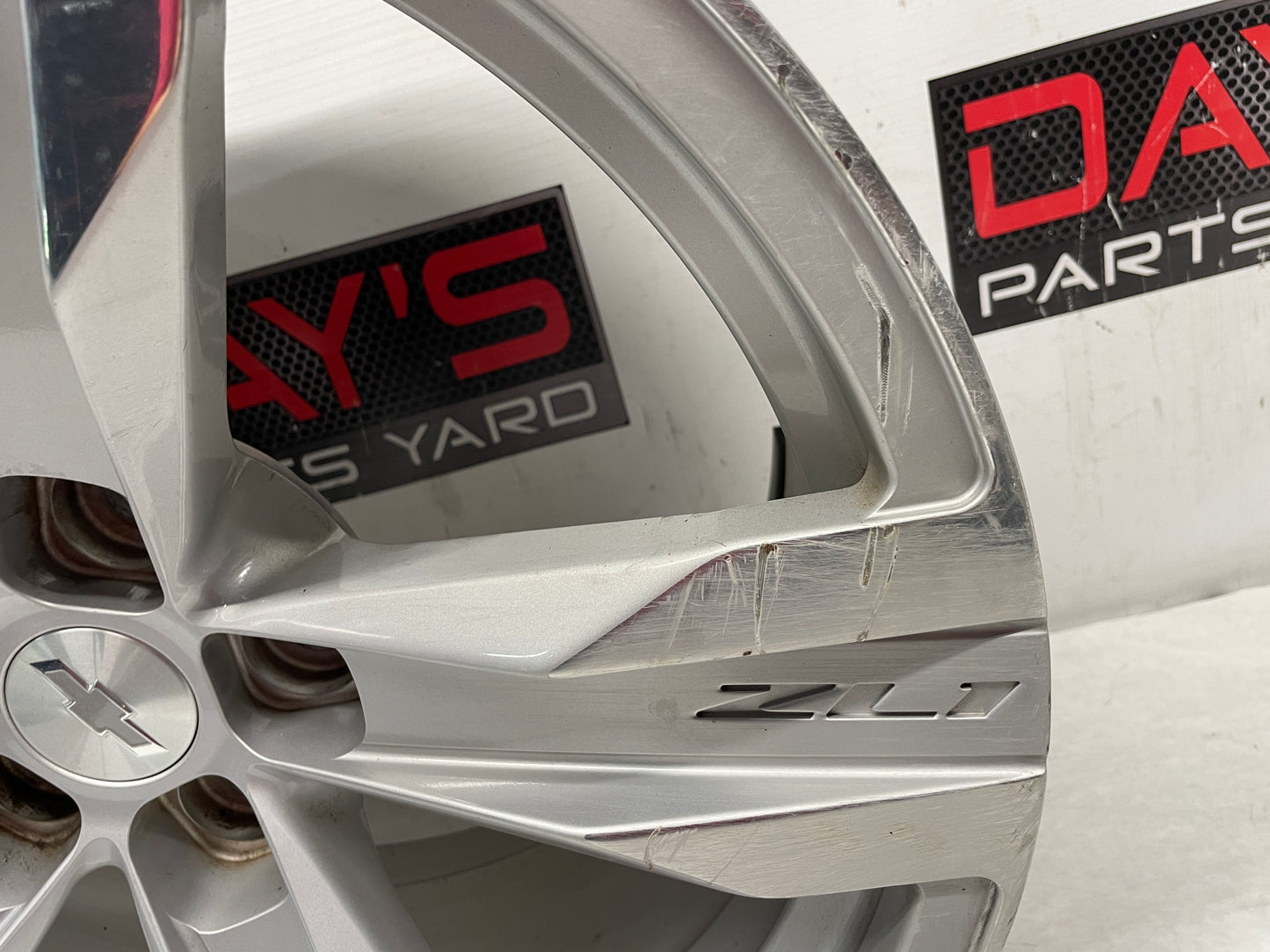 2013 Chevy Camaro ZL1 Front ZL1 Wheel 20X10 OEM - Day's Parts Yard