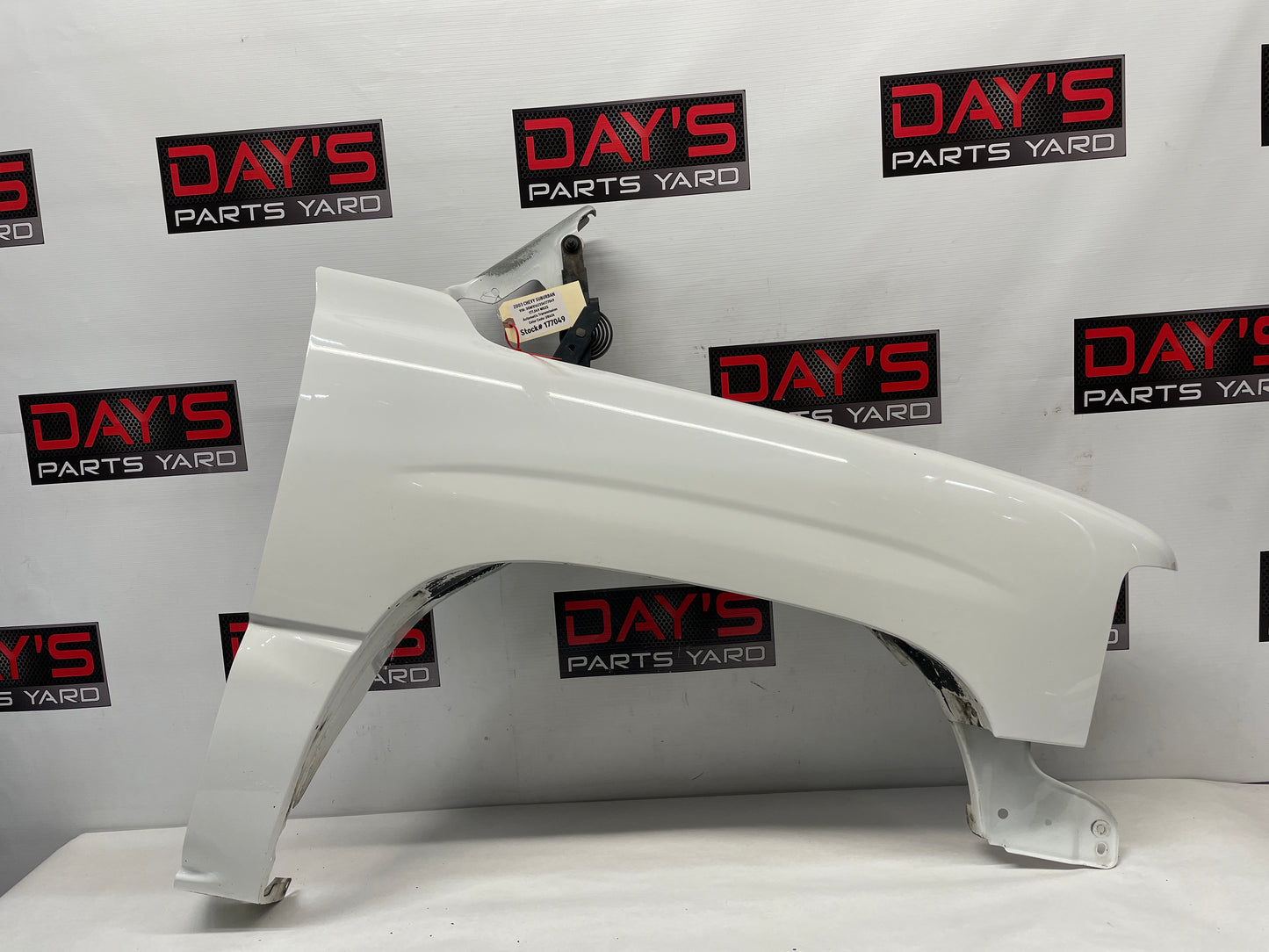 2003 Chevy Suburban RH Passenger Fender White OEM - Day's Parts Yard