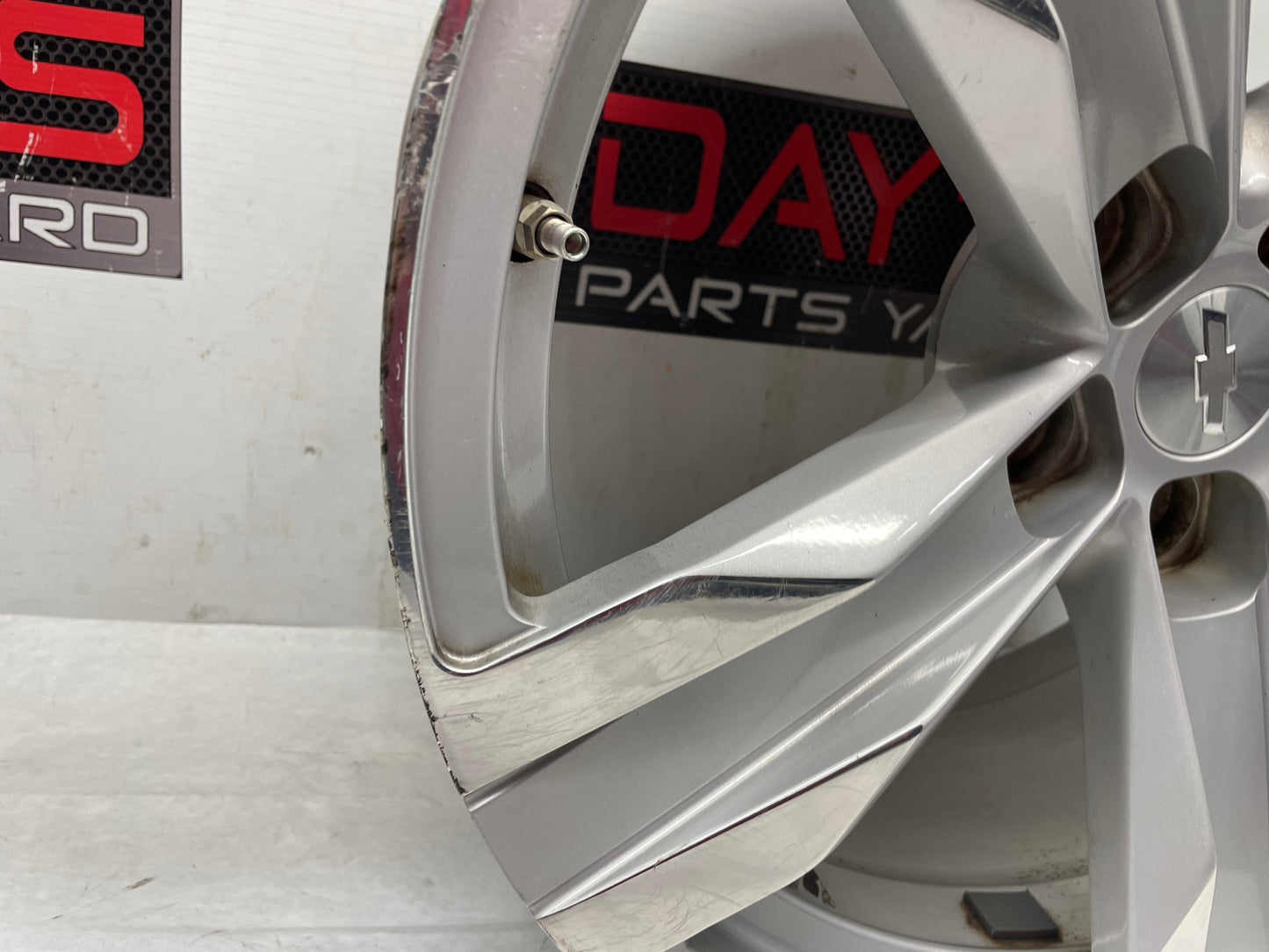2013 Chevy Camaro ZL1 Front ZL1 Wheel 20X10 OEM - Day's Parts Yard
